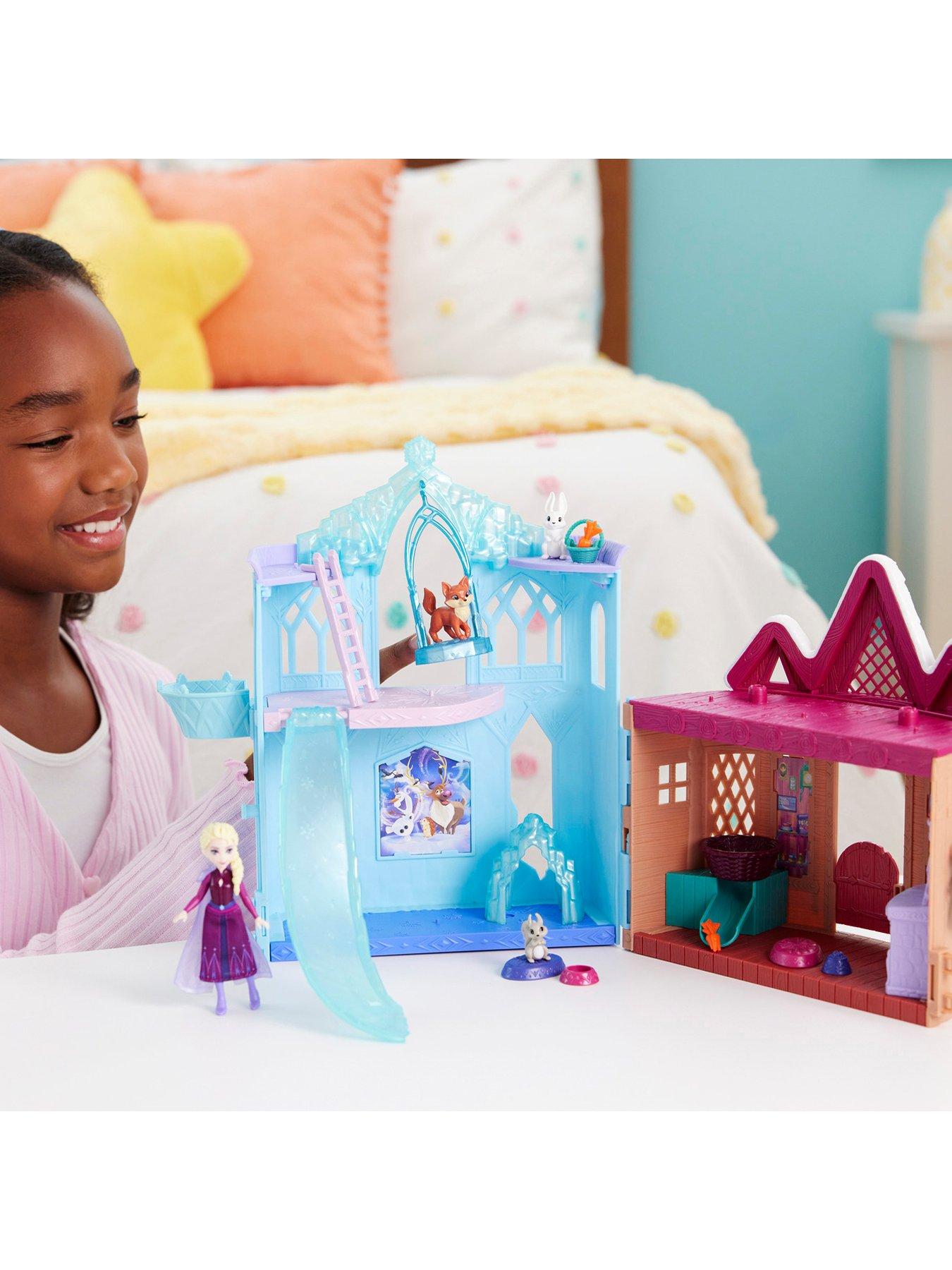 Image 2 of 8 of Disney Frozen Disney Frozen Winter Animal Fun Playset with Elsa Small Doll, 3 Animal Friends &amp; 8 Accessories