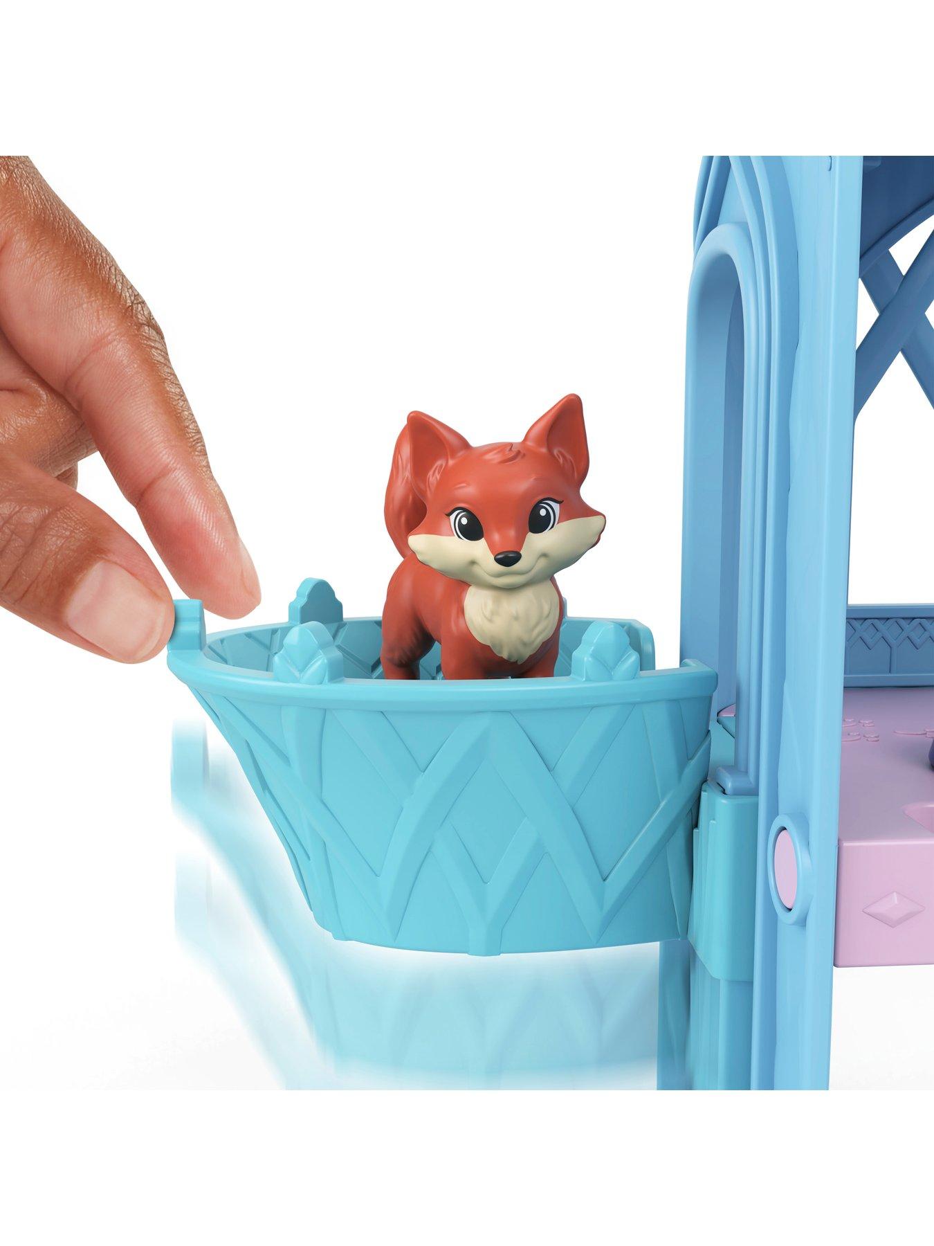 Image 6 of 8 of Disney Frozen Disney Frozen Winter Animal Fun Playset with Elsa Small Doll, 3 Animal Friends &amp; 8 Accessories