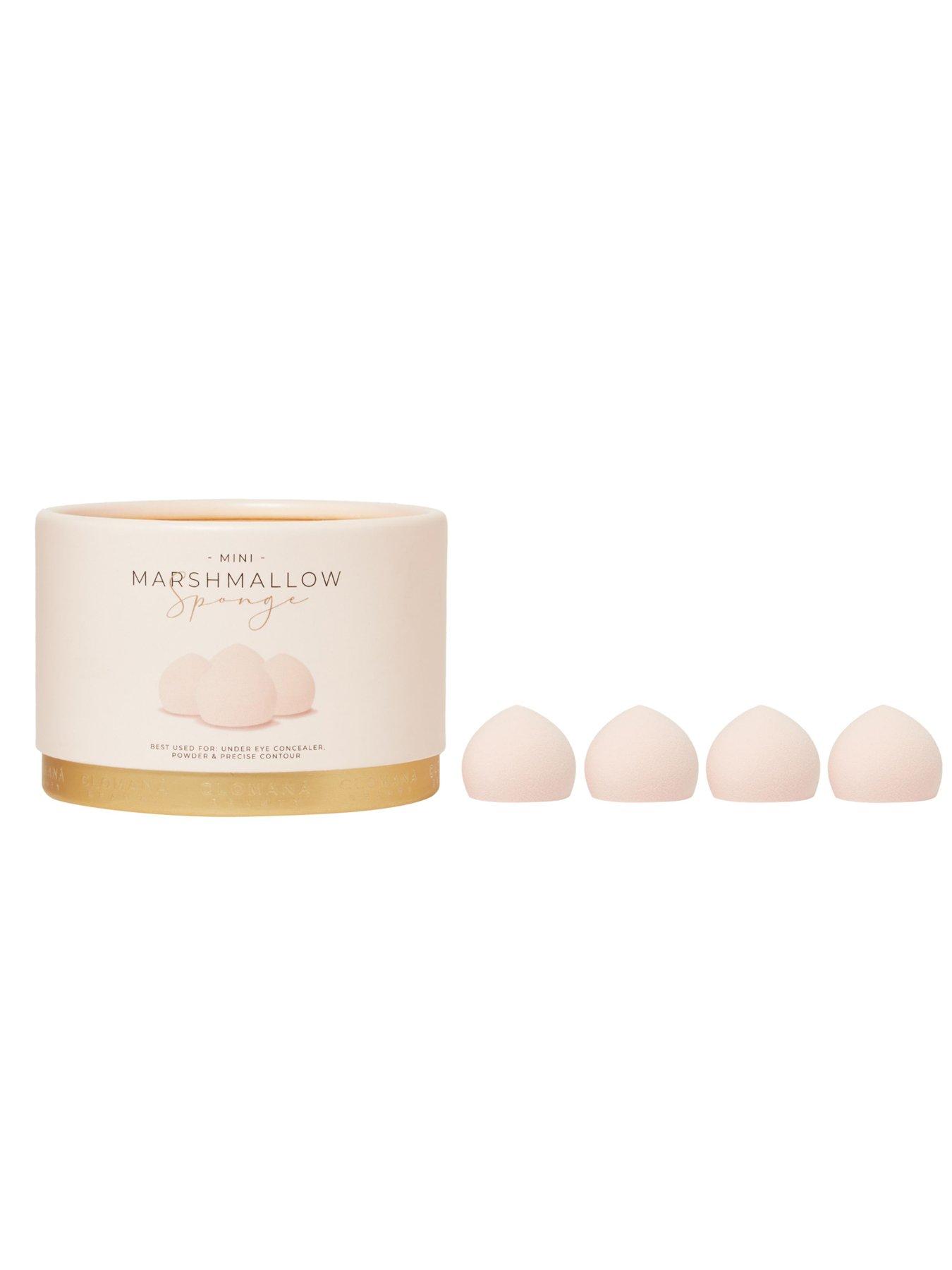 Image 4 of 4 of Clomana Marshmallow Obsessed Gift Set