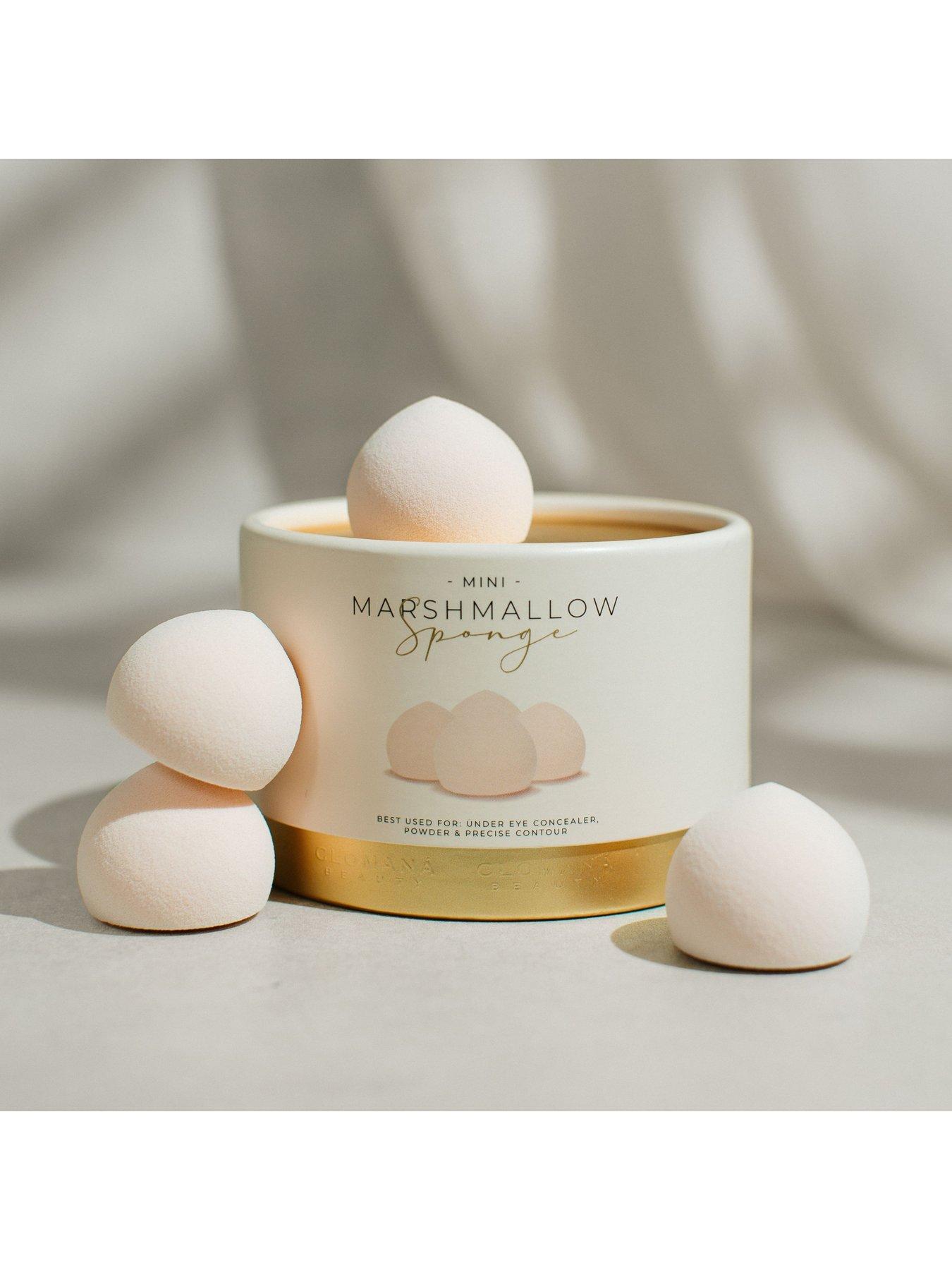Image 4 of 4 of Clomana Marshmallow Smooth &amp; Blur Gift Set