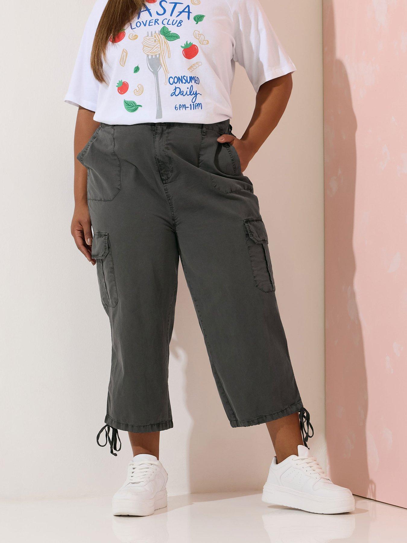 Image of Yours Curve Woven Cargo Crop Trouser - Black