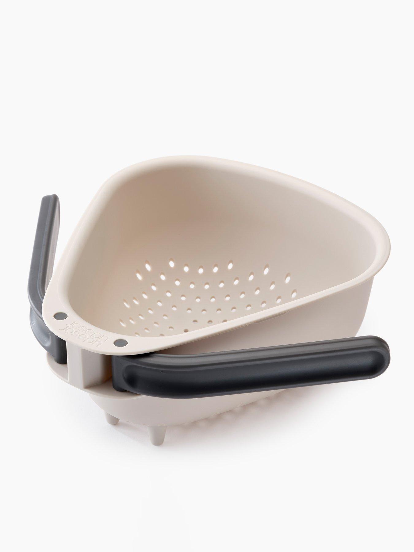 joseph-joseph-droplet-large-white-colander-with-folding-handleoutfit