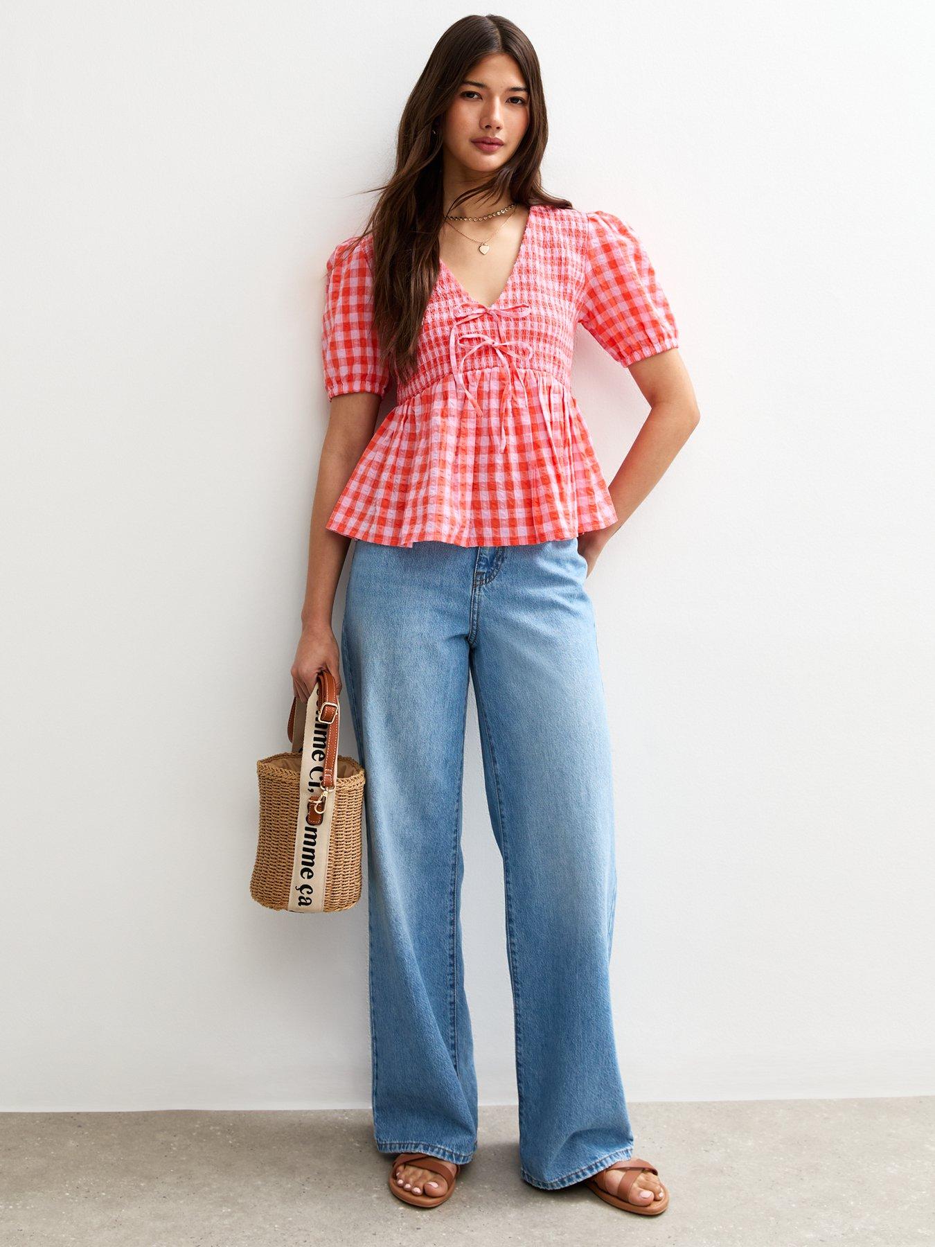 Image 4 of 5 of New Look Pattern Shirred Tie Top - Red
