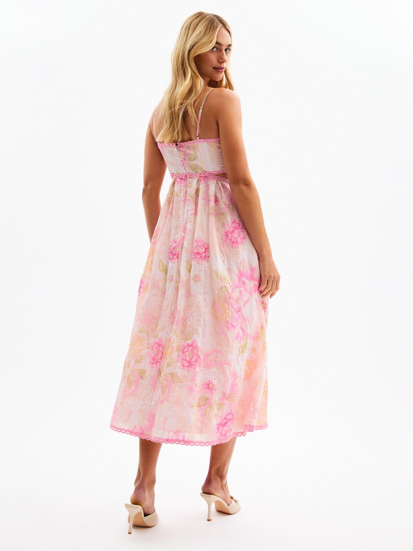 New Look Floral Print Textured Stripe Cut Out Maxi Dress - Pink | Very  Ireland