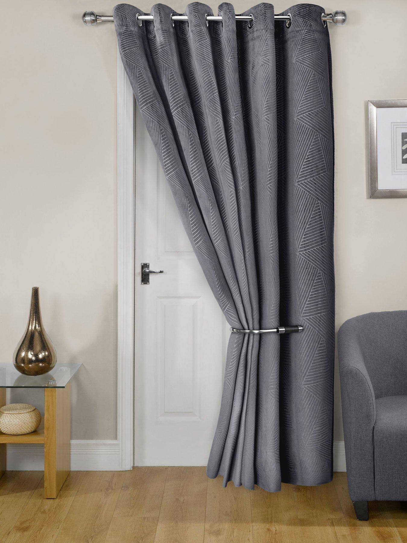 the-very-collection-geo-velvet-thermal-eyelet-door-curtain