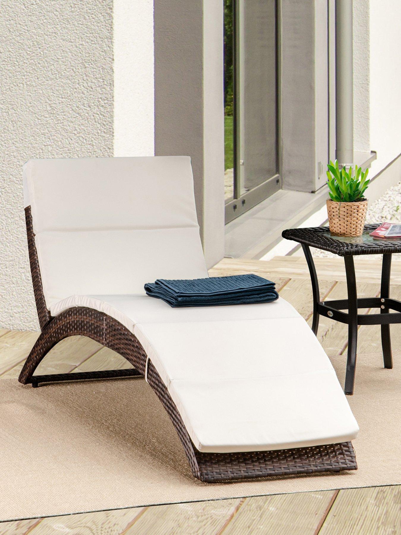 OutSunny Outsunny Outdoor Foldable Rattan Sun Lounger with Soft Padded Cushion, Brown