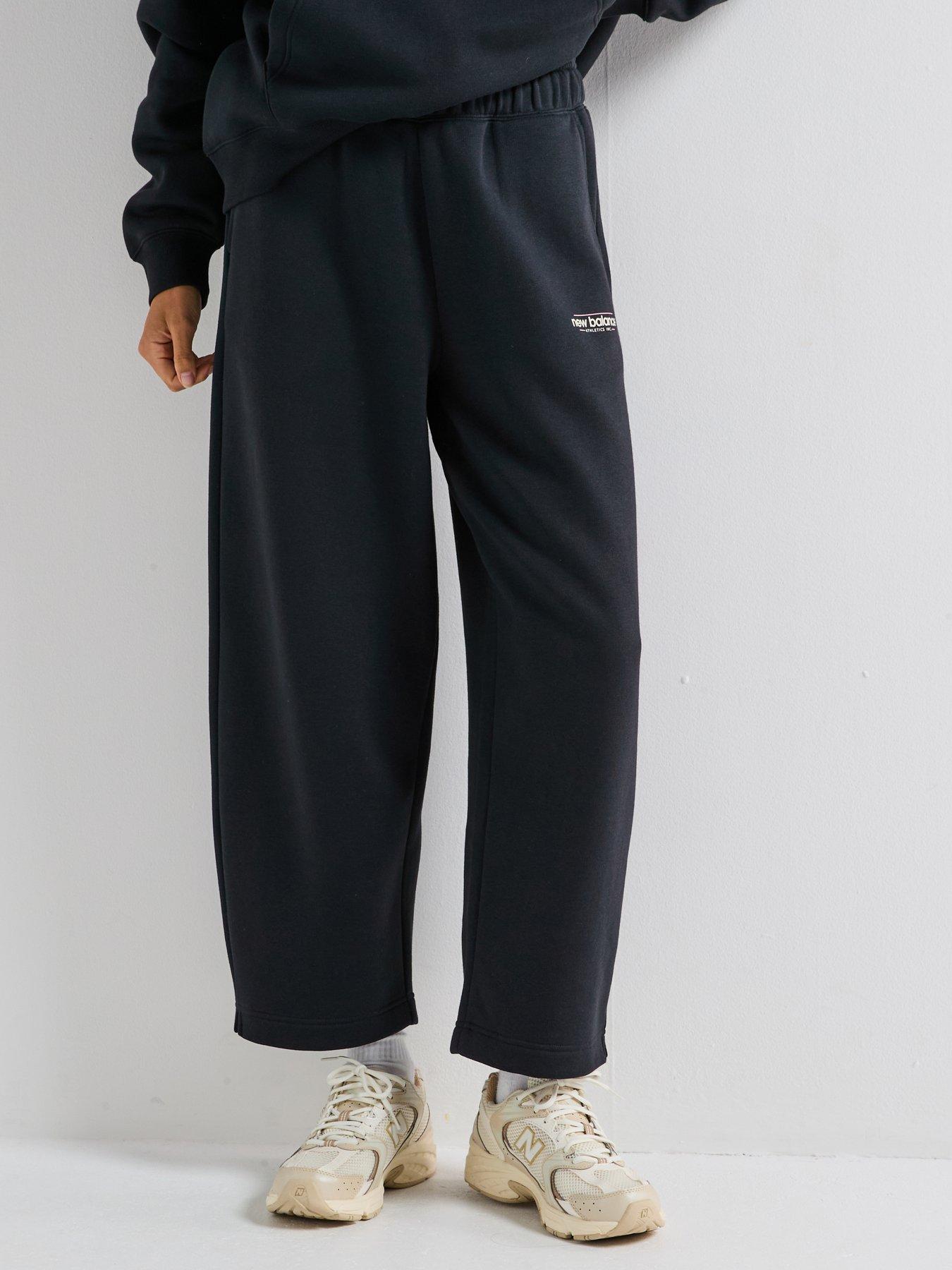 New Balance Womens Reimagined Fleece Barrel Leg Pant - Black