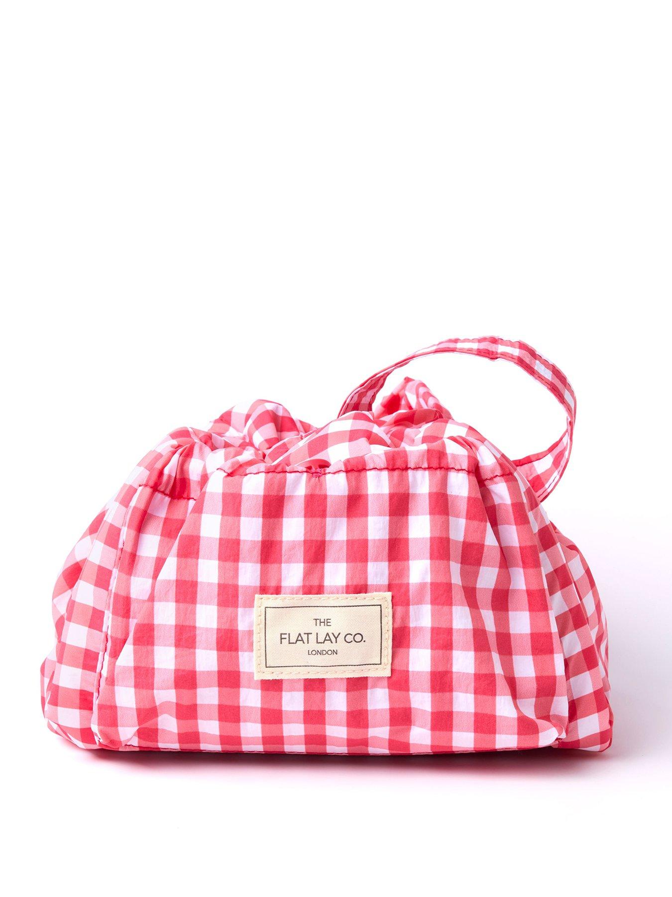 the-flat-lay-co-parachute-drawstring-flat-lay-makeup-bag-red-gingham