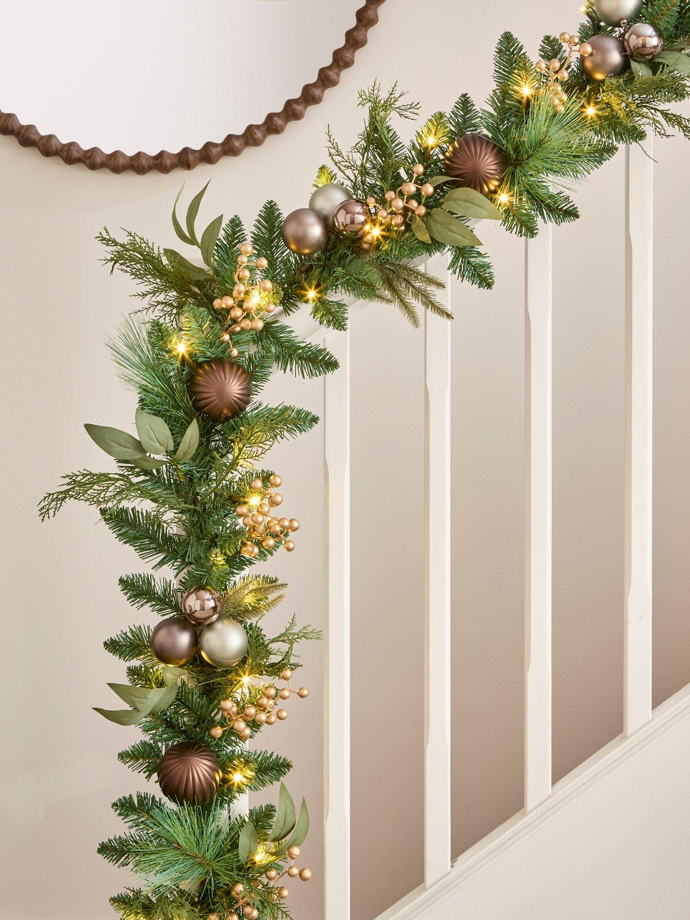 very-home-nordic-pre-lit-christmas-garland-9ftfront