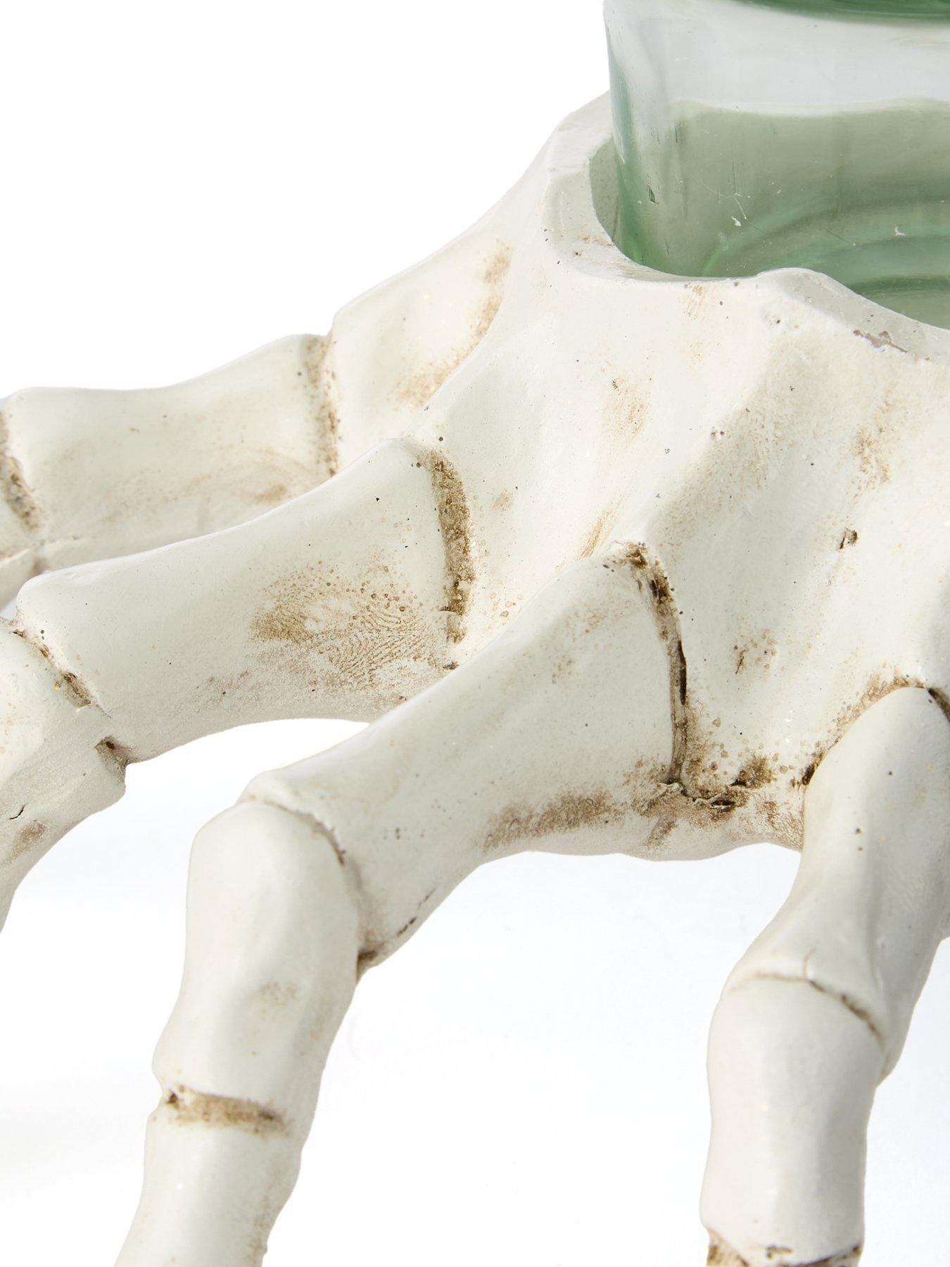 hocus-pocus-skeleton-hand-tea-light-holder-halloween-decorationdetail