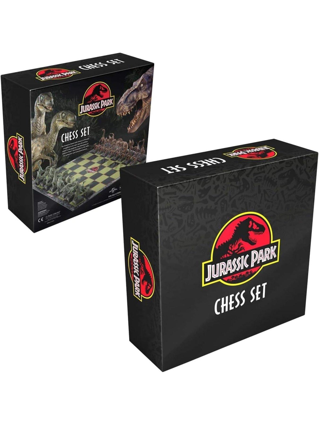 Image 4 of 7 of Jurassic Park The Noble Collection&nbsp;Jurassic Park Chess Set