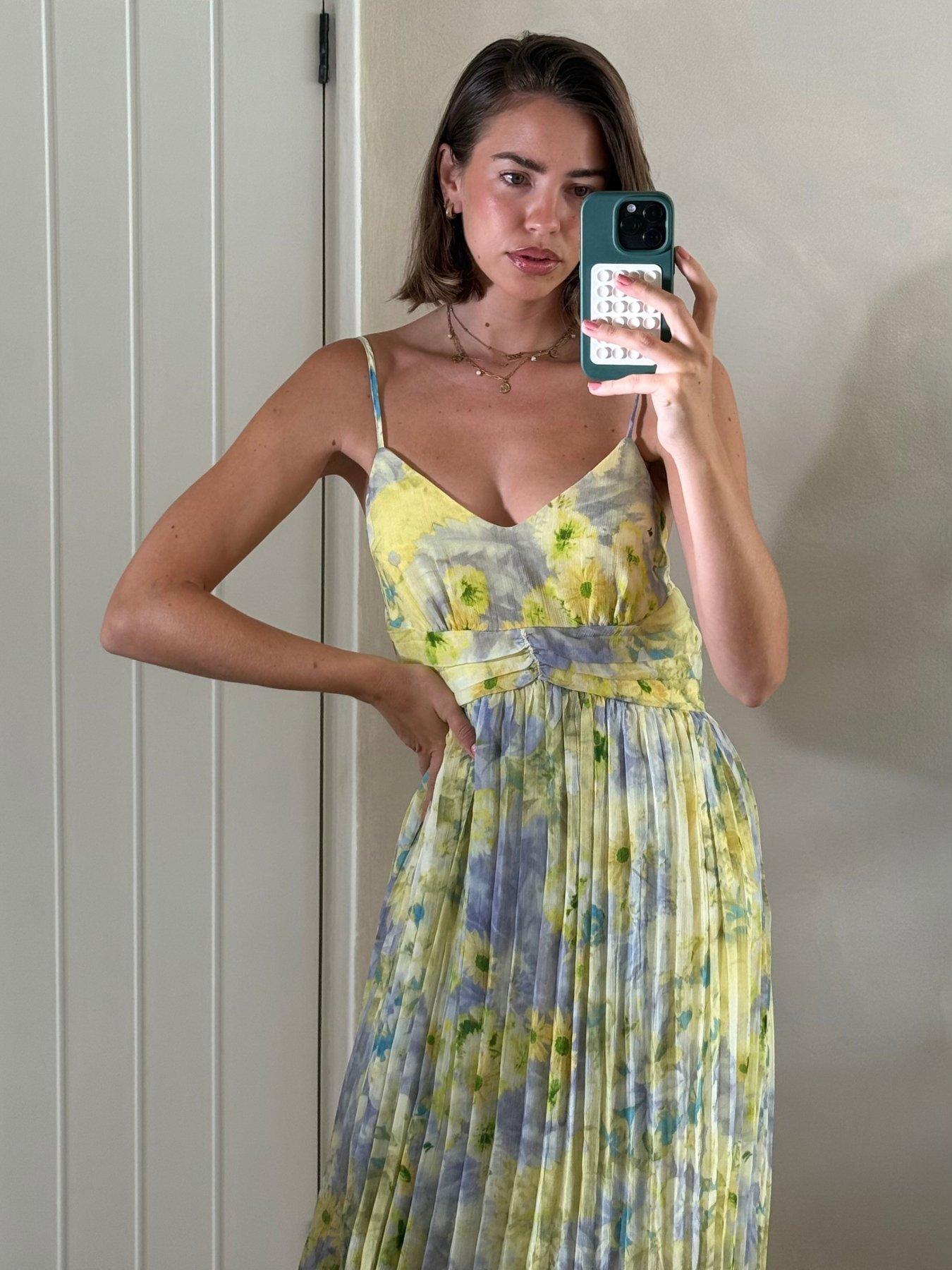 style-cheat-strappy-tony-dress-yellowback