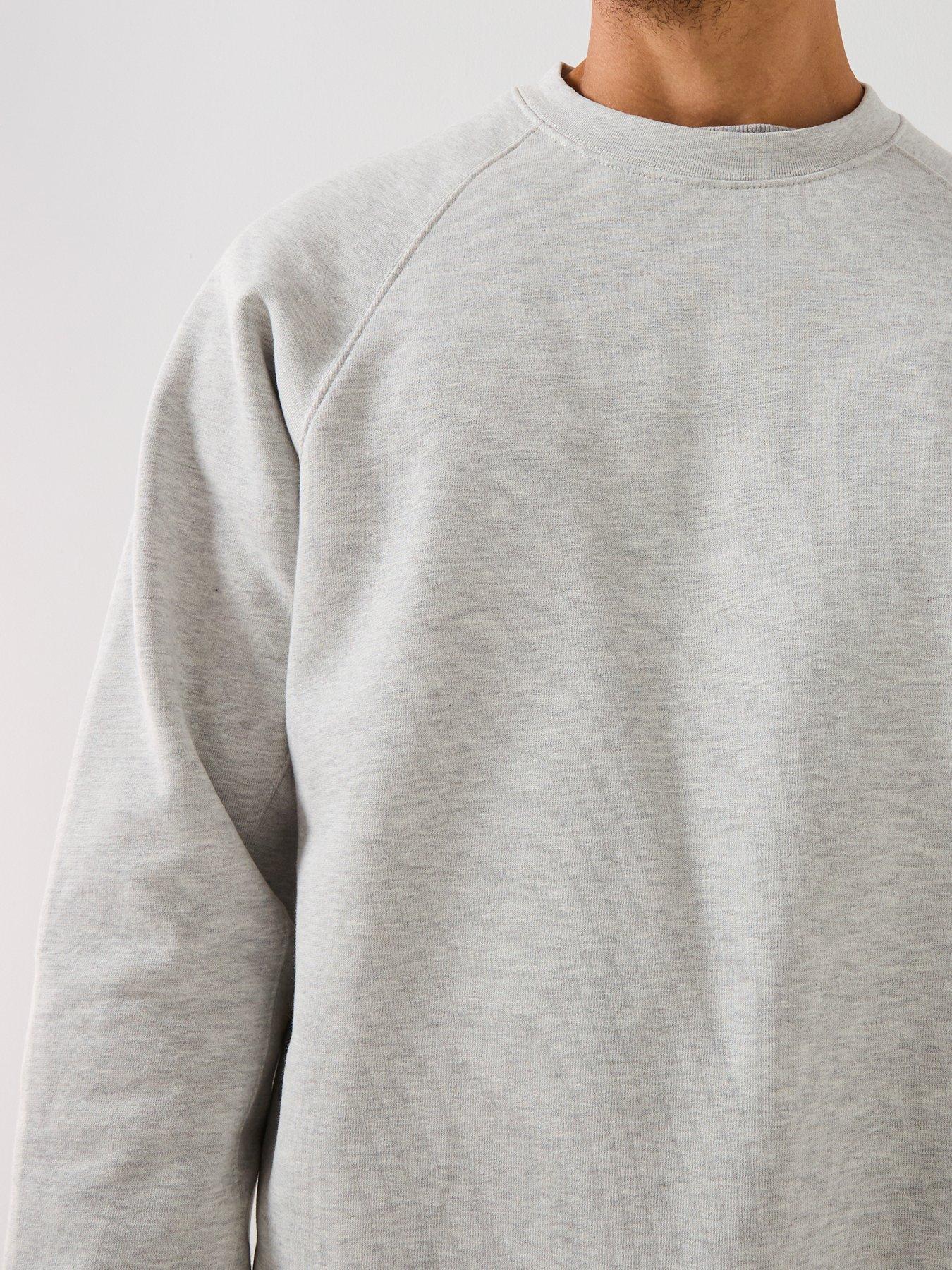 selected-homme-aron-long-sleeve-raglan-crew-sweatshirt-light-greyoutfit