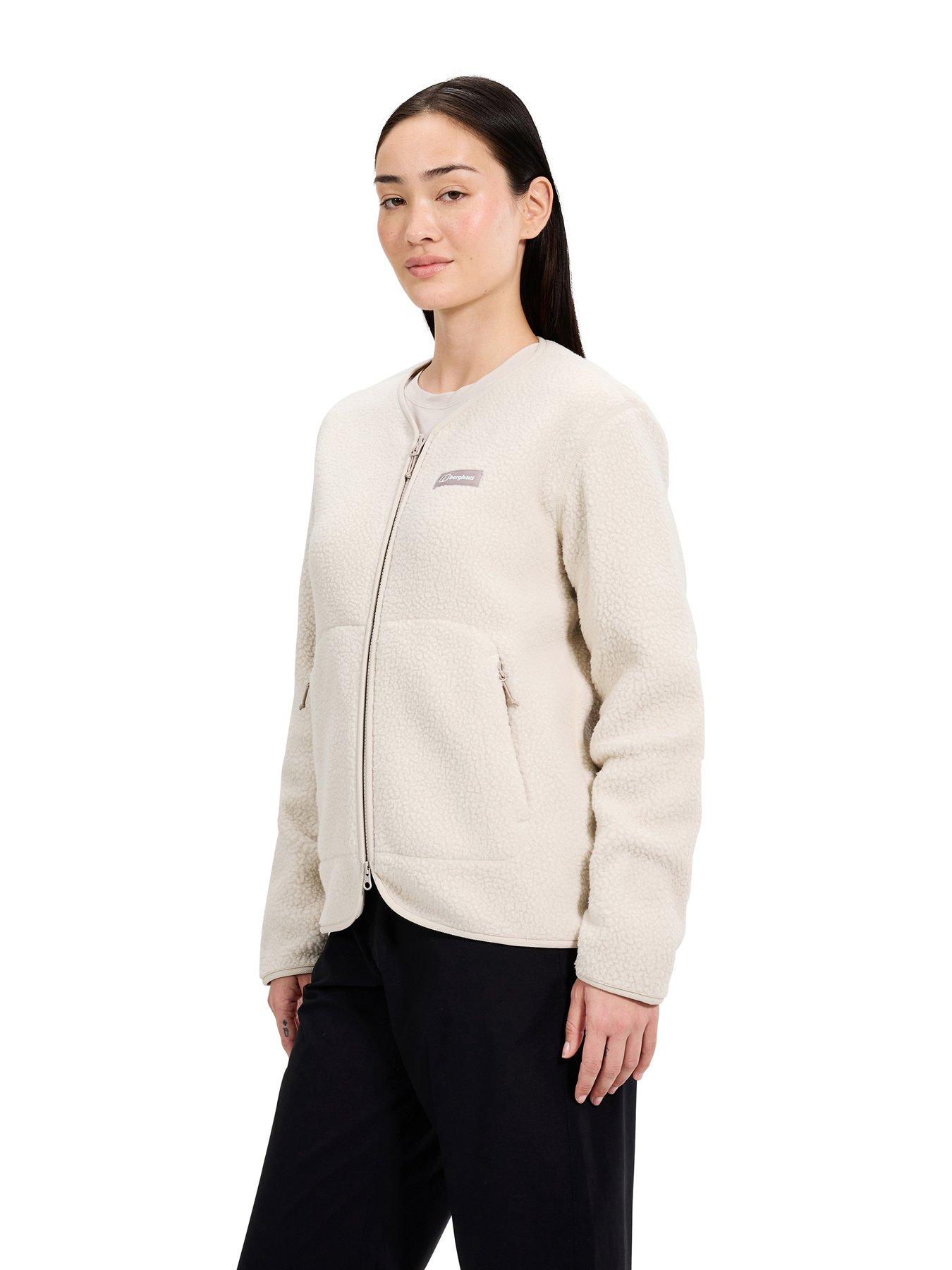 berghaus-womens-hanby-relaxed-jacket-greyoutfit