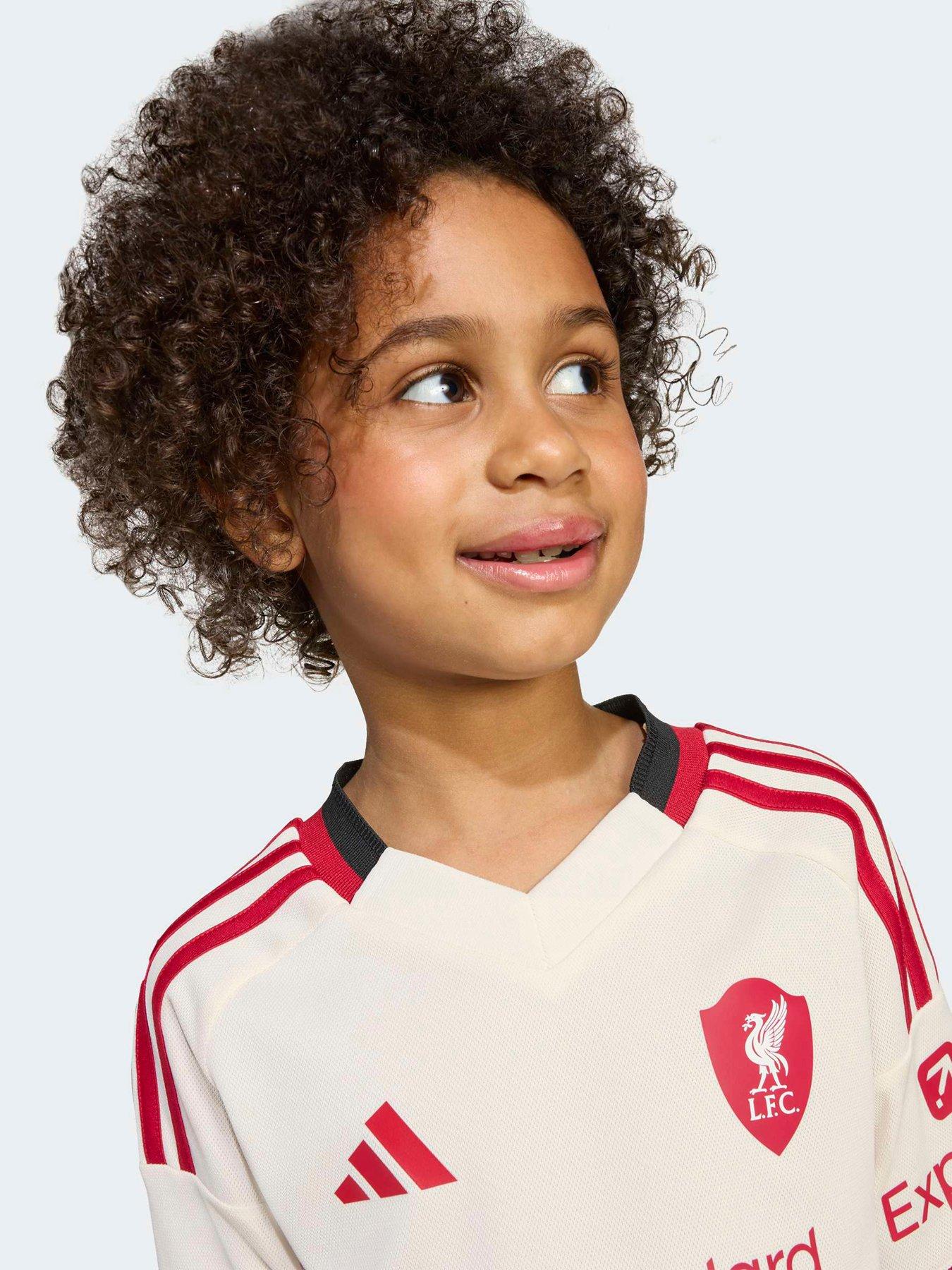 adidas-liverpool-2526-away-mini-kit--nbspwhiteoutfit