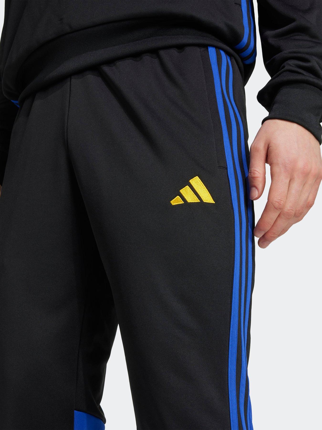 adidas-mens-tiro-essentials-pant-blackoutfit