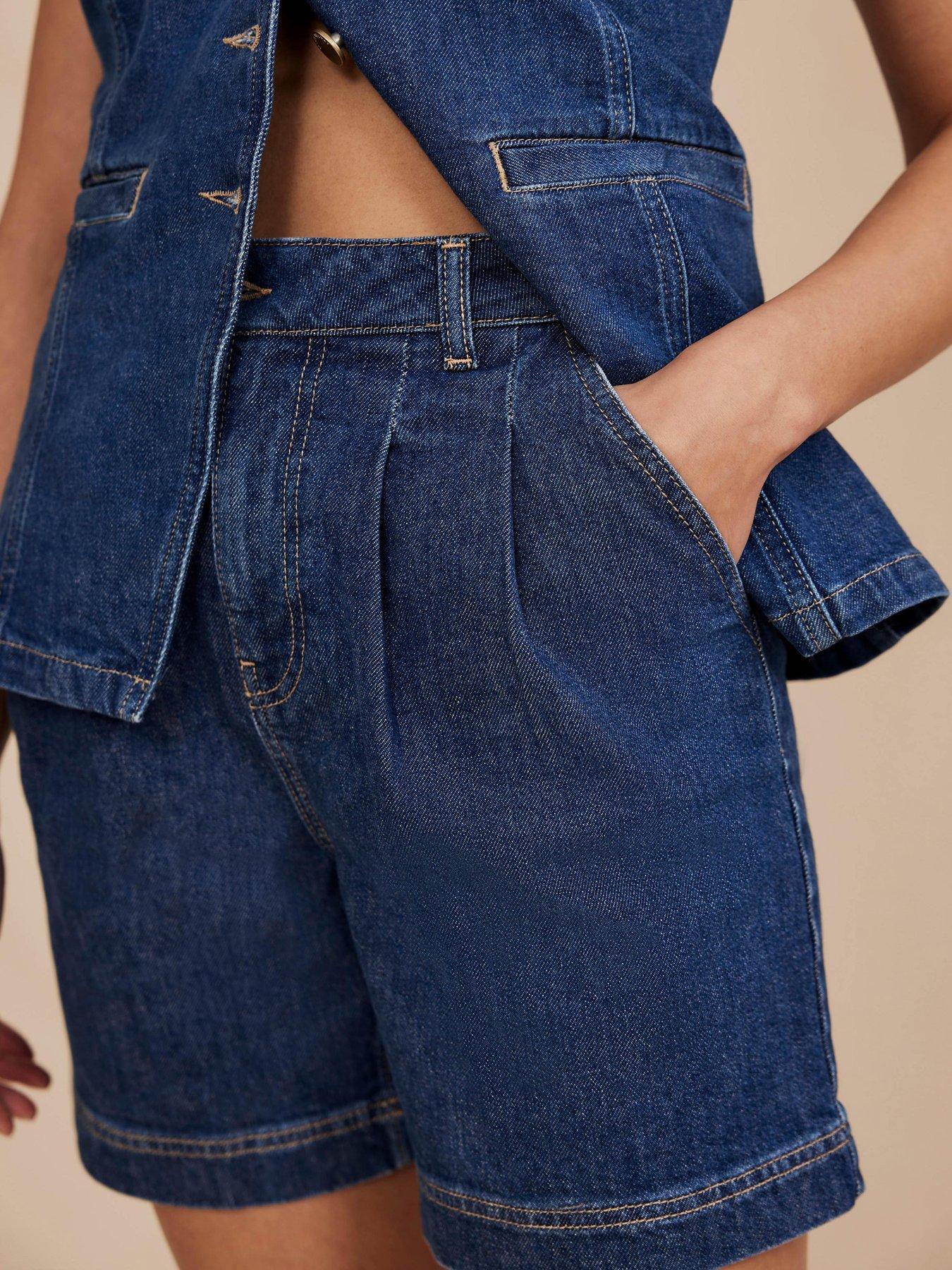 Image 3 of 6 of Mint Velvet Indigo Pleat Short - Blue