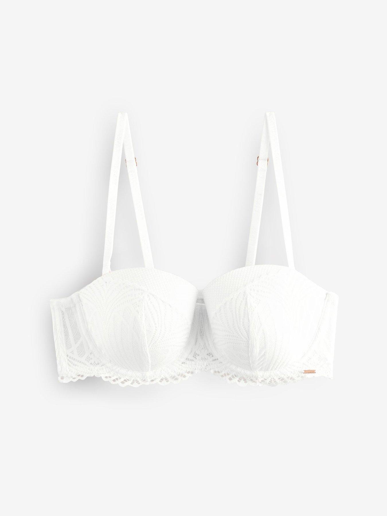 Image 5 of 5 of Lipsy Lipsy Geo Lace Multiway - White