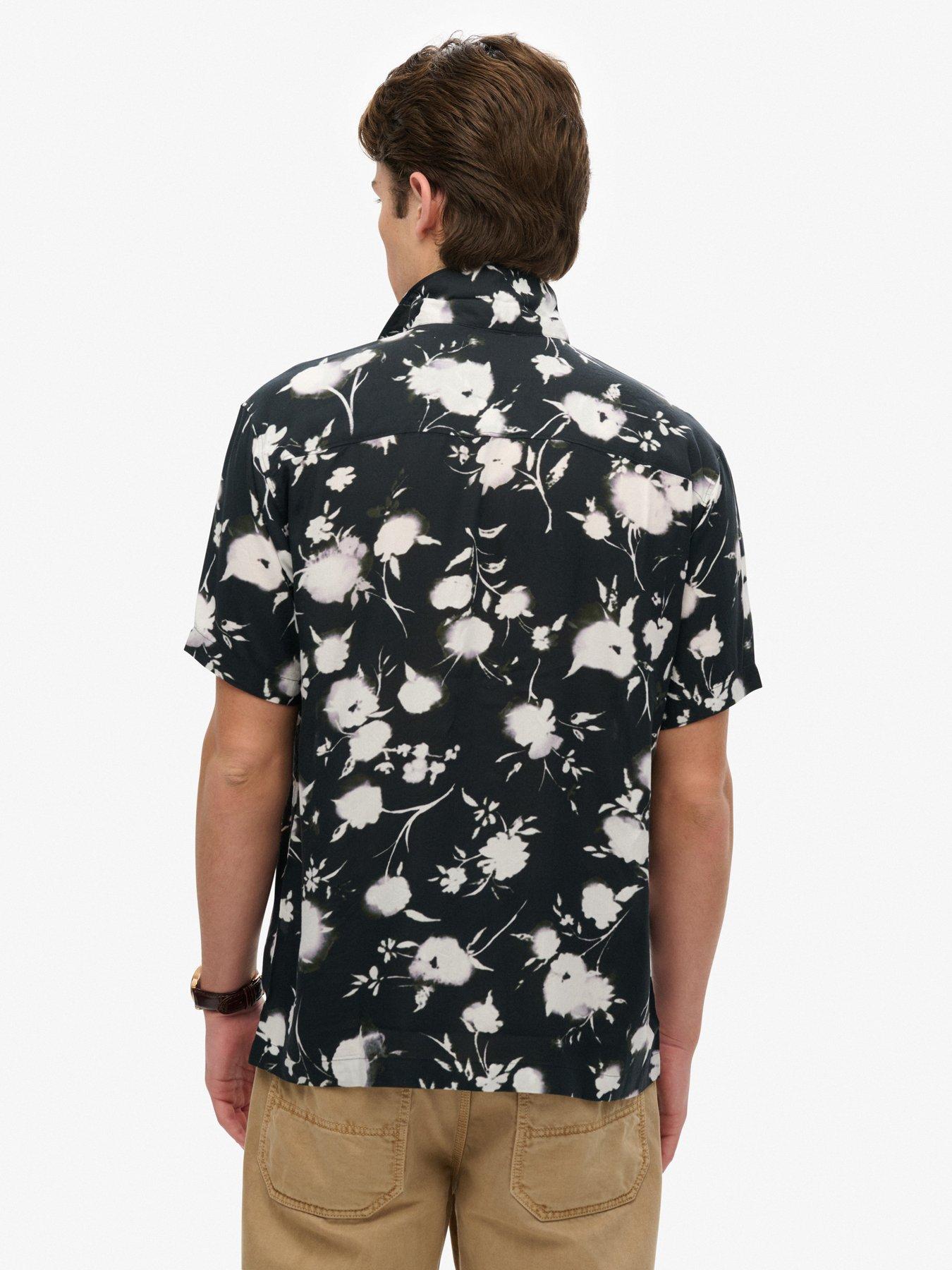 Image 2 of 5 of Superdry Superdry Short Sleeve Printed Shirt - Black