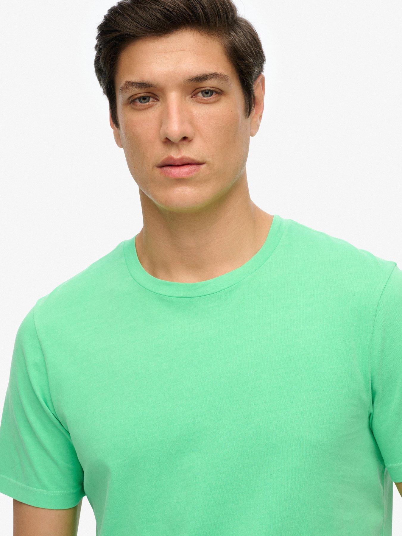 Image 4 of 5 of Superdry Superdry Classic Essential T-Shirt - Green