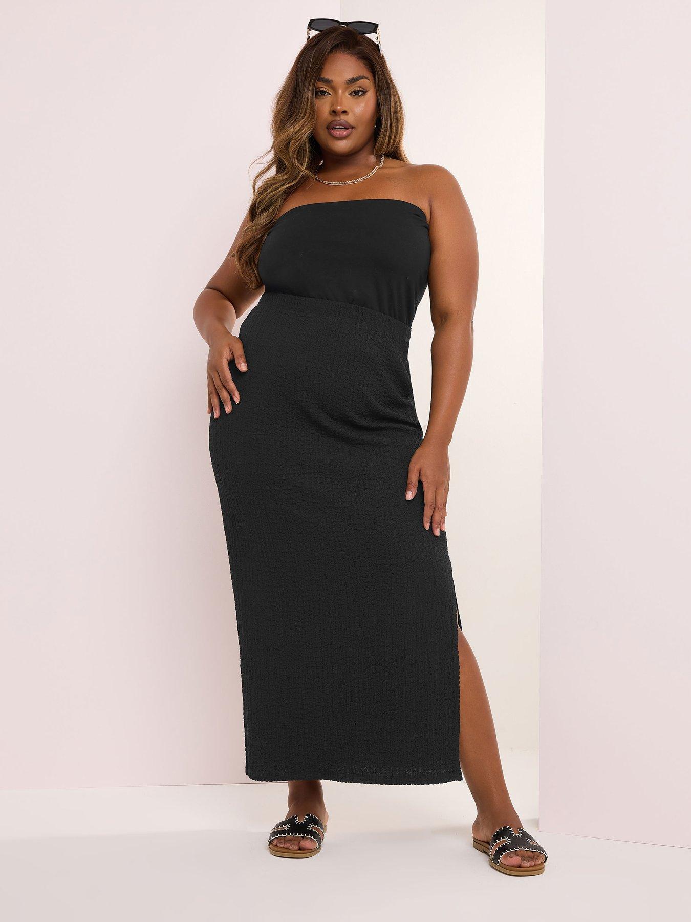Image 3 of 4 of Yours Curve Textured Side Split Skirt - Black