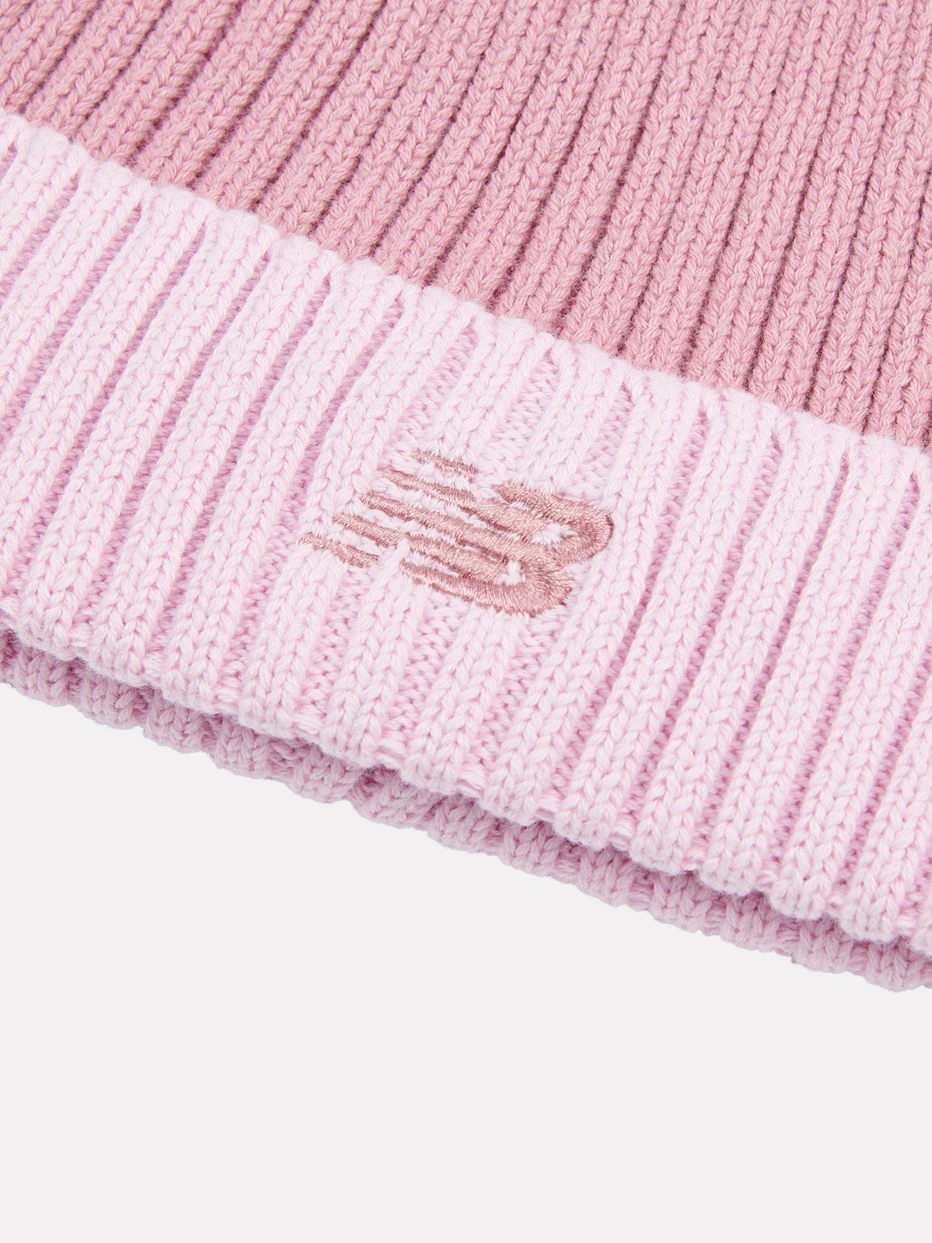 new-balance-kids-contrast-beanie-pinkoutfit