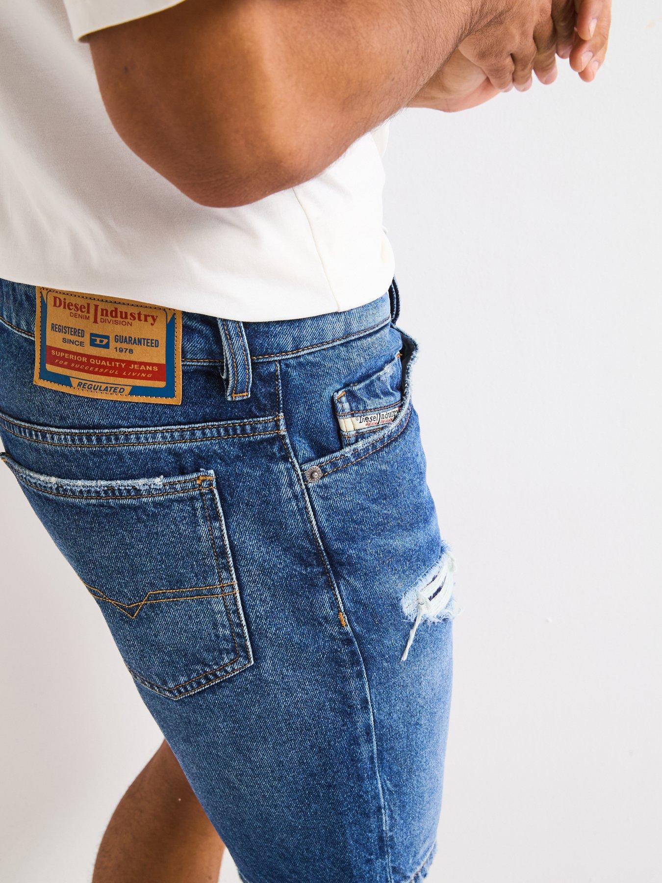diesel-distressed-slim-denim-shorts-blueoutfit