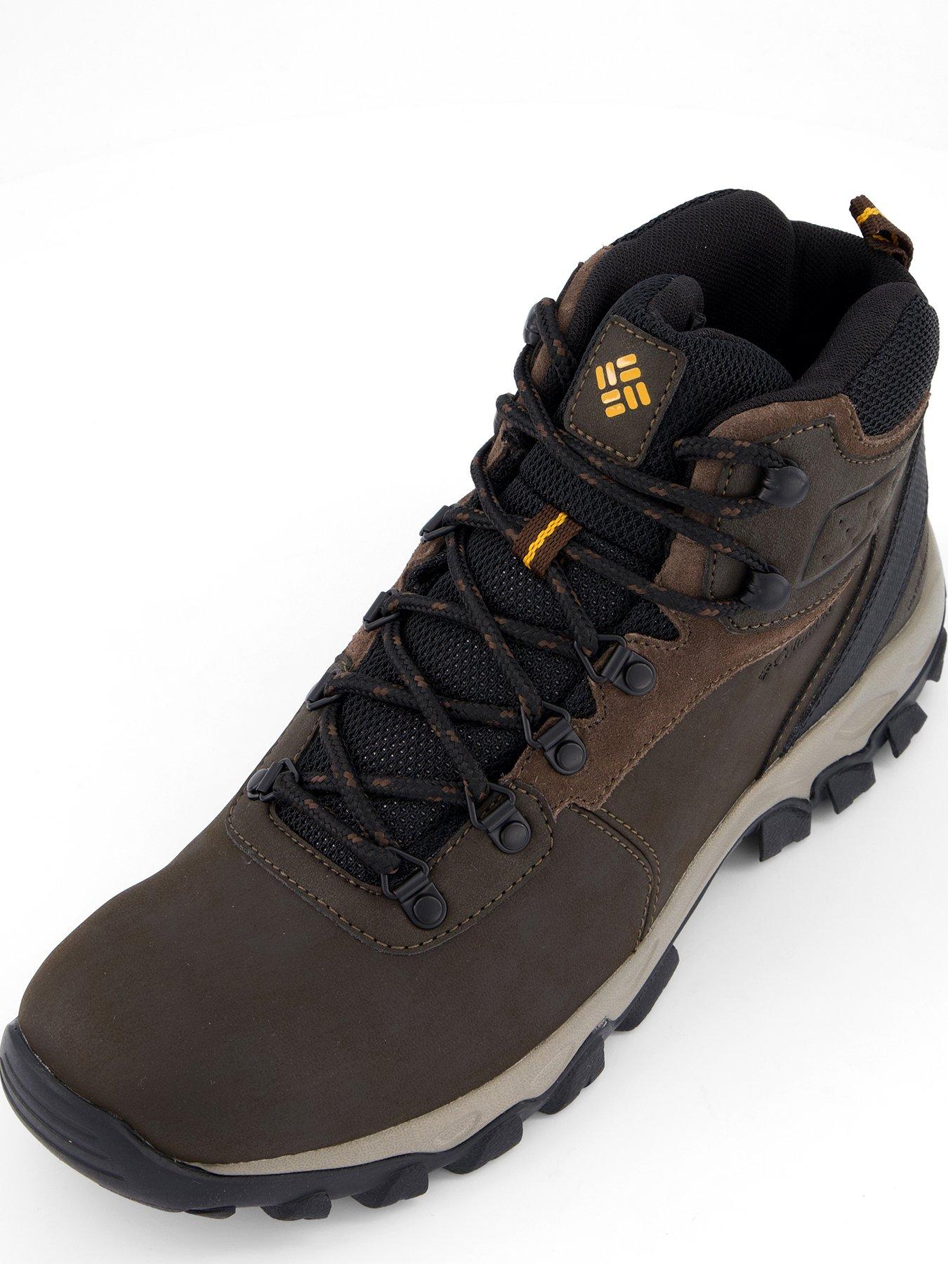 columbia-mens-newton-ridge-plus-ii-waterproof-hiking-boots-brownoutfit