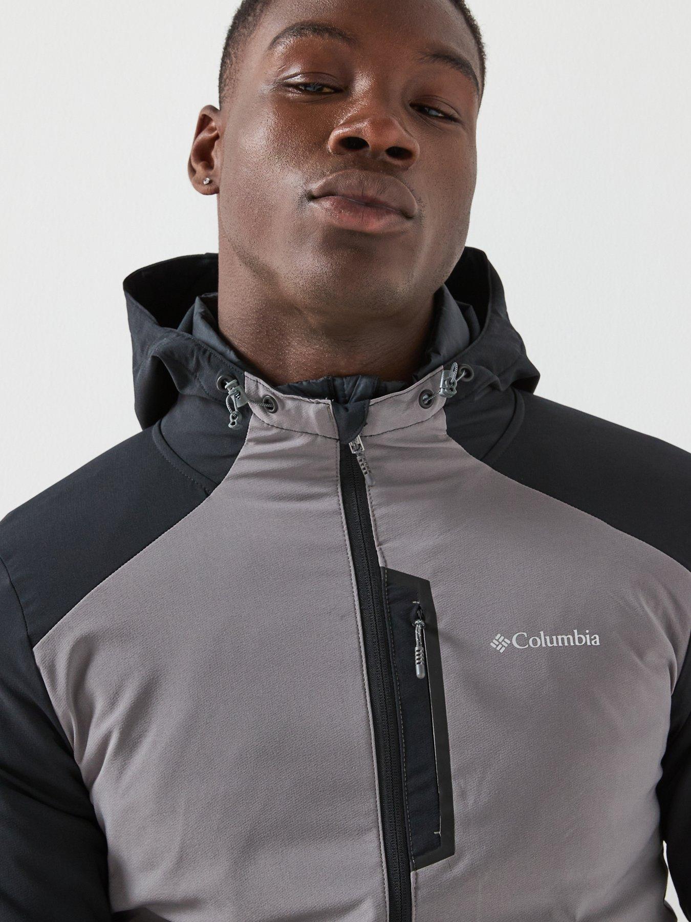 columbia-mens-columbia-tech-softshell-hoodie-greyoutfit