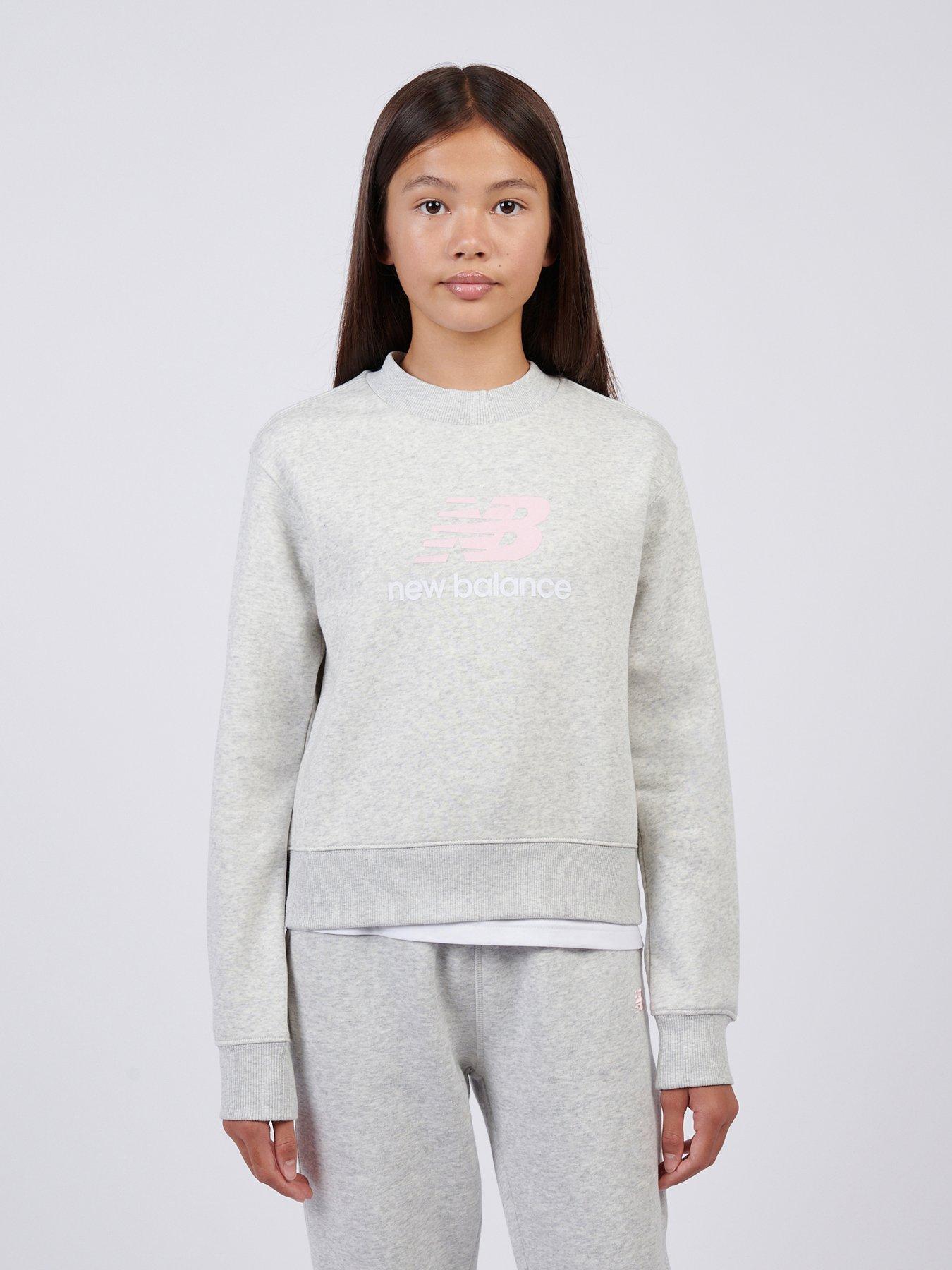 new-balance-junior-girls-stacked-logo-crew-grey