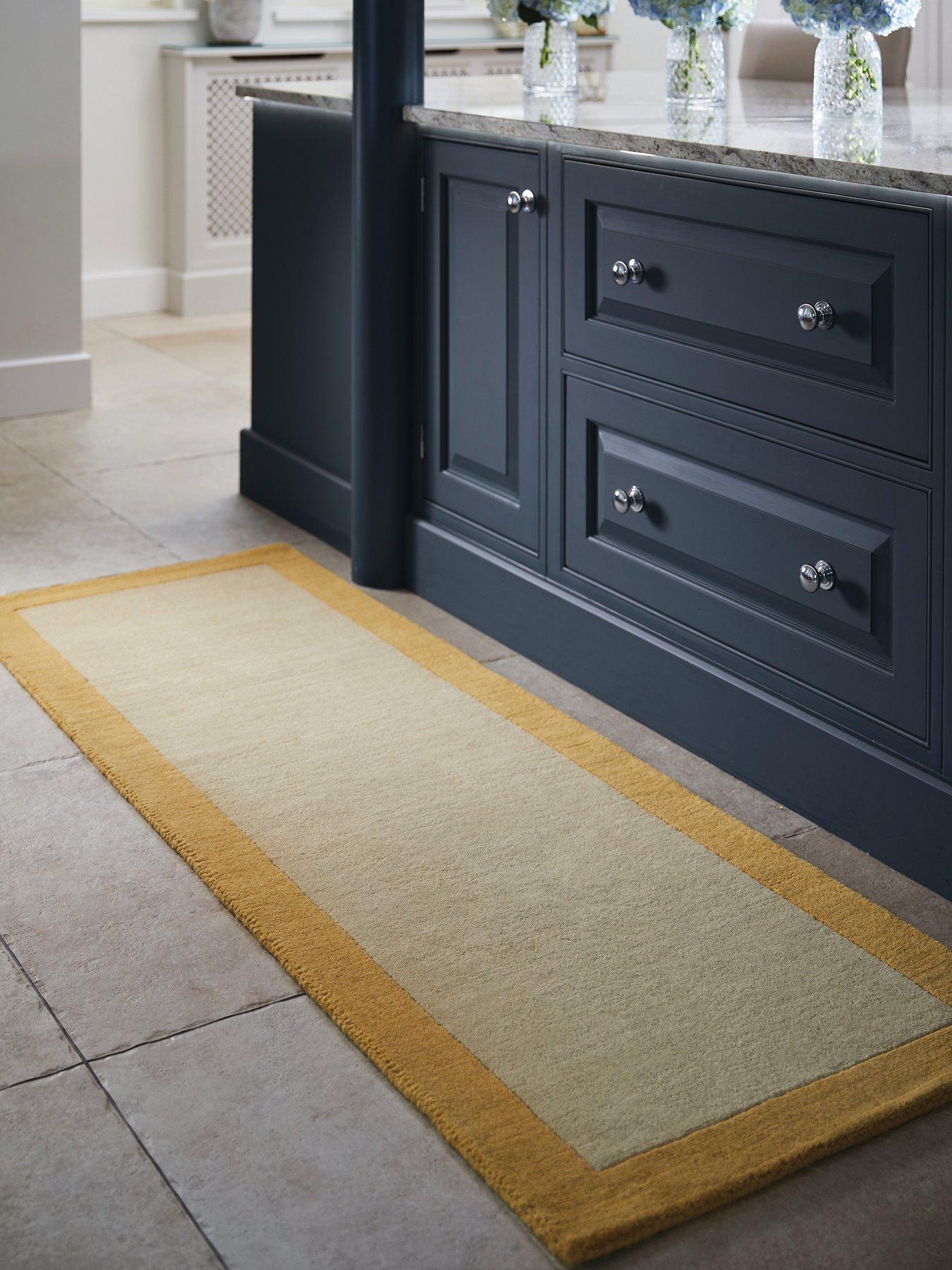 The Very Collection Borders Runner