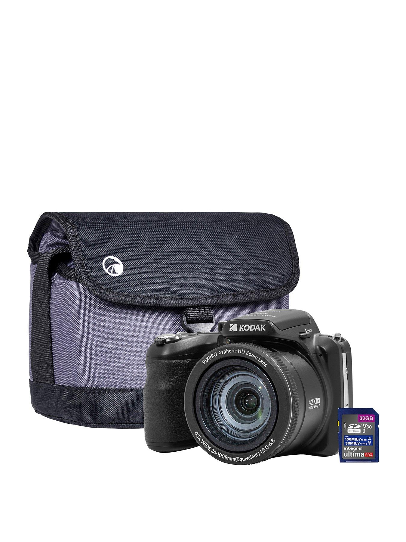 undefined Kodak PIXPRO AZ425 Astro 20MP 42x Zoom Bridge Camera - Black - Camera + 32GB SD Card + Case