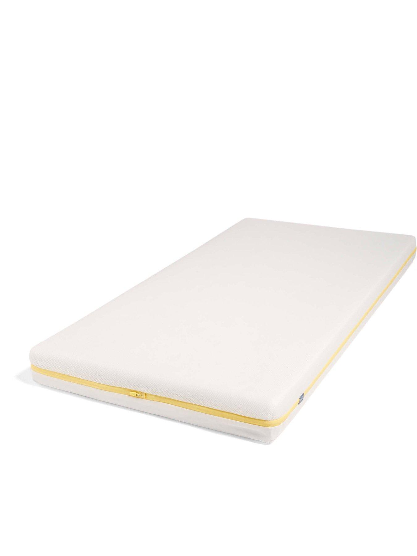 Image 4 of 4 of Mamas & Papas Essential Pocket Spring Cotbed Mattress