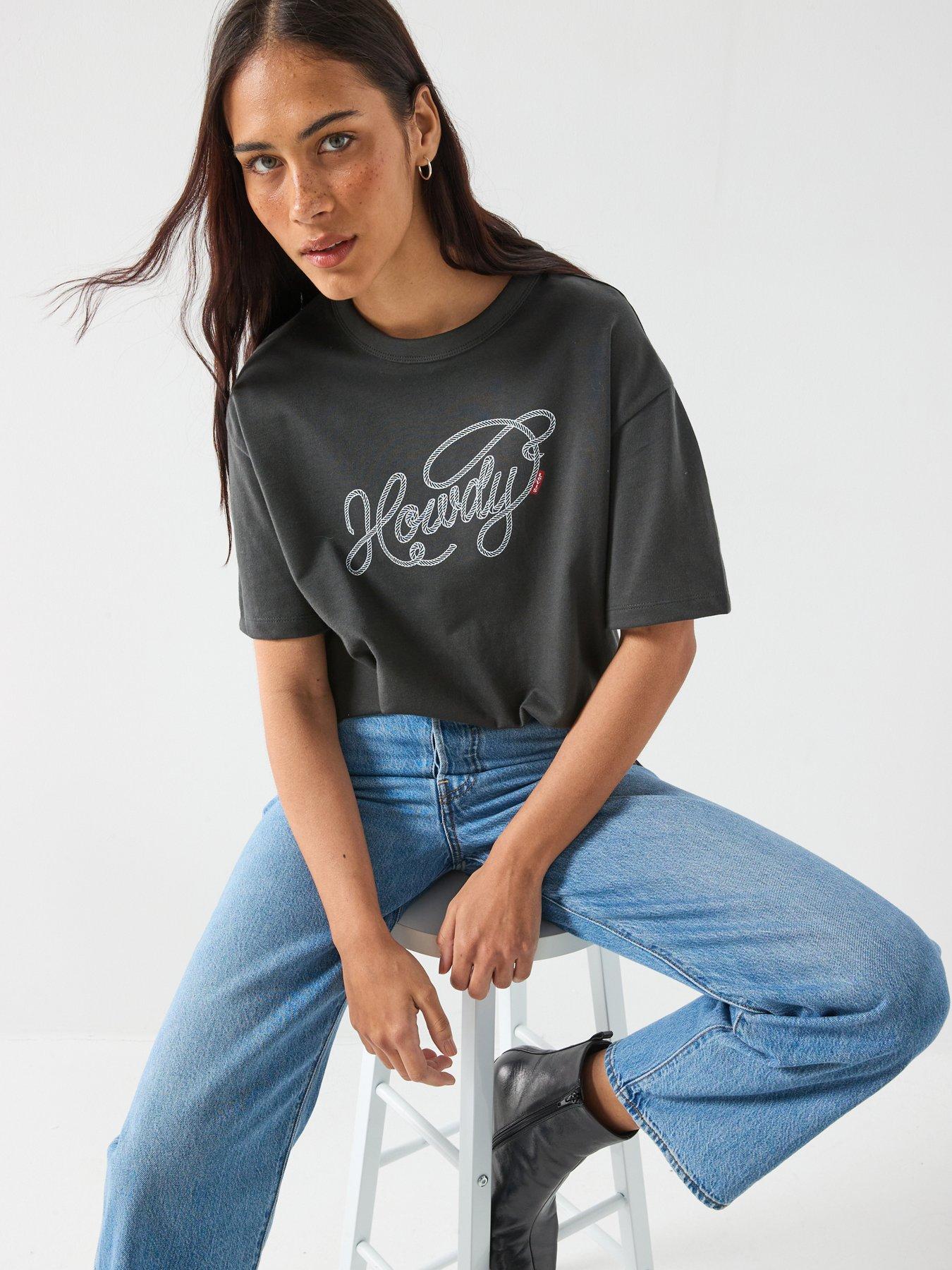 Image 6 of 6 of Levi's Graphic Tabor T-Shirt - Howdy Script Pirate - Black