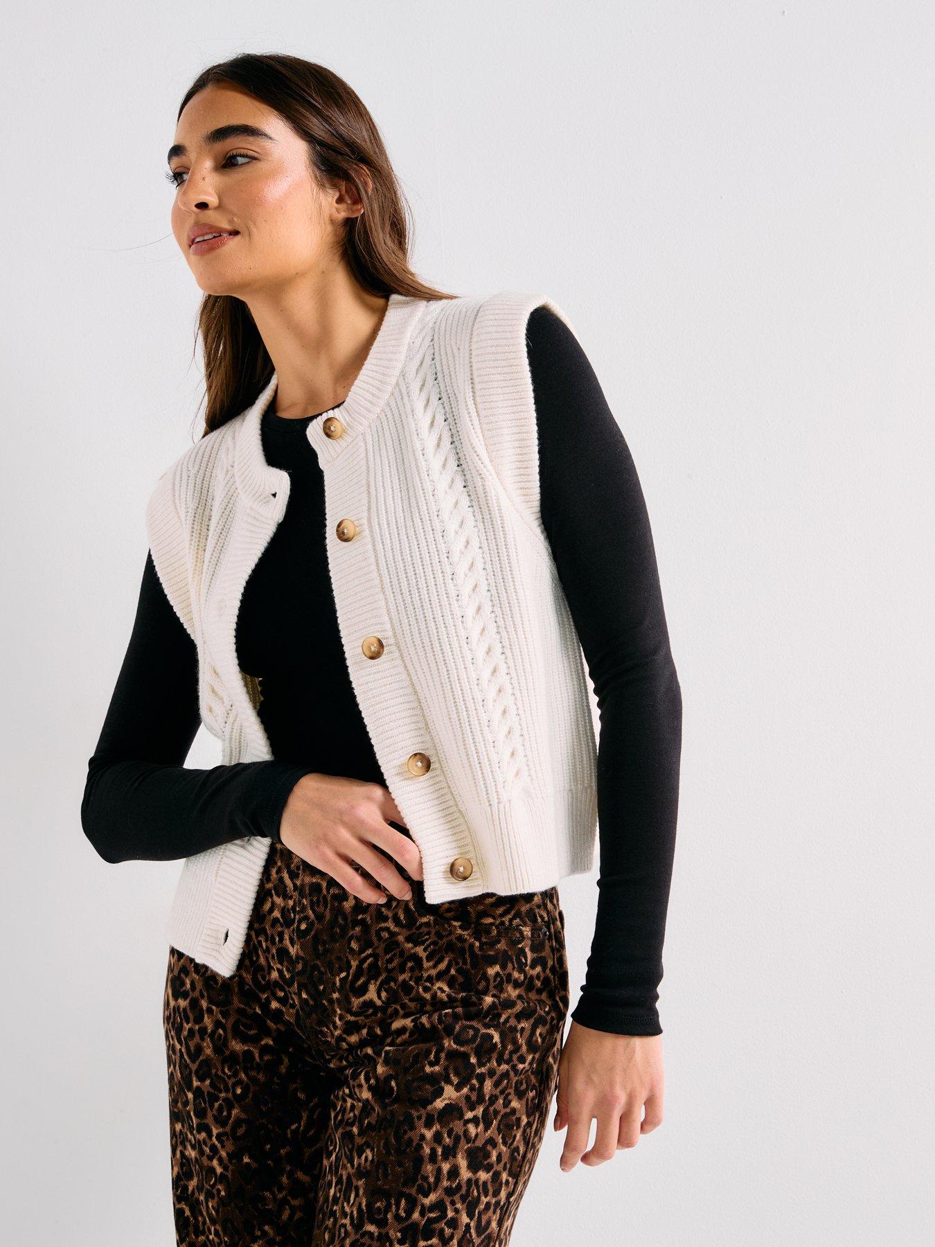 levis-ines-cable-sweater-vest-whisper-whitedetail
