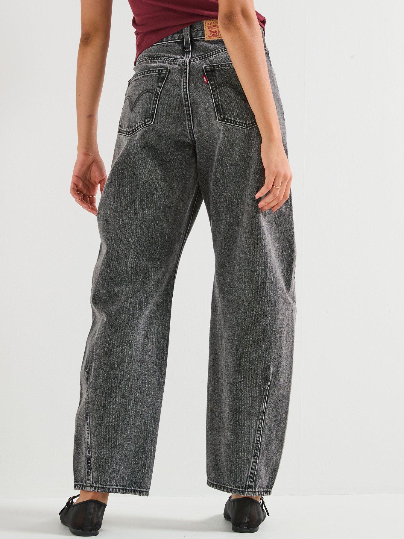 Image 2 of 6 of Levi's Cinch Barrel Jeans - Black