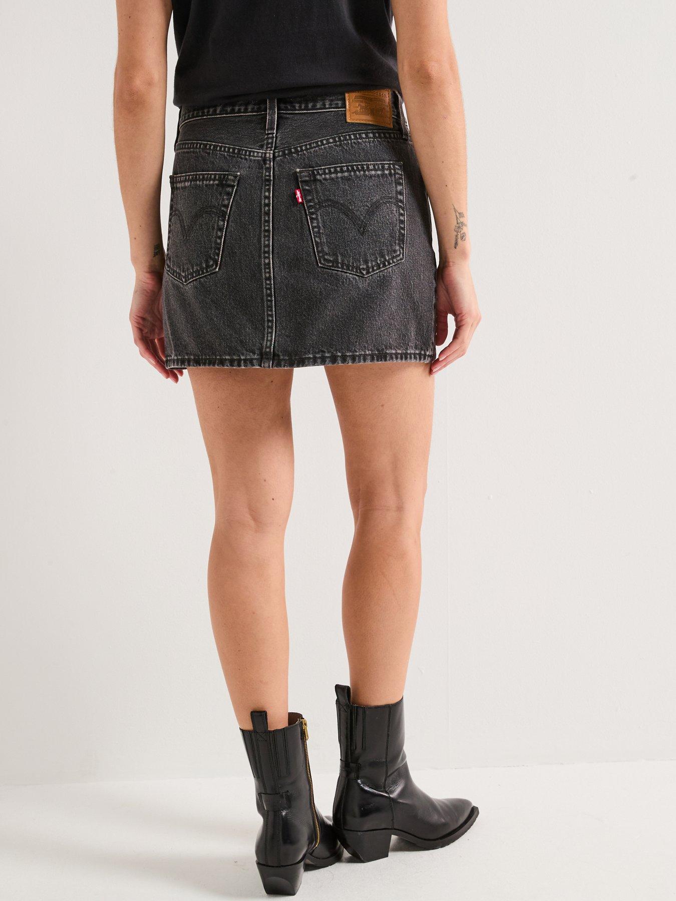 Image 2 of 5 of Levi's Icon Skirt - Black