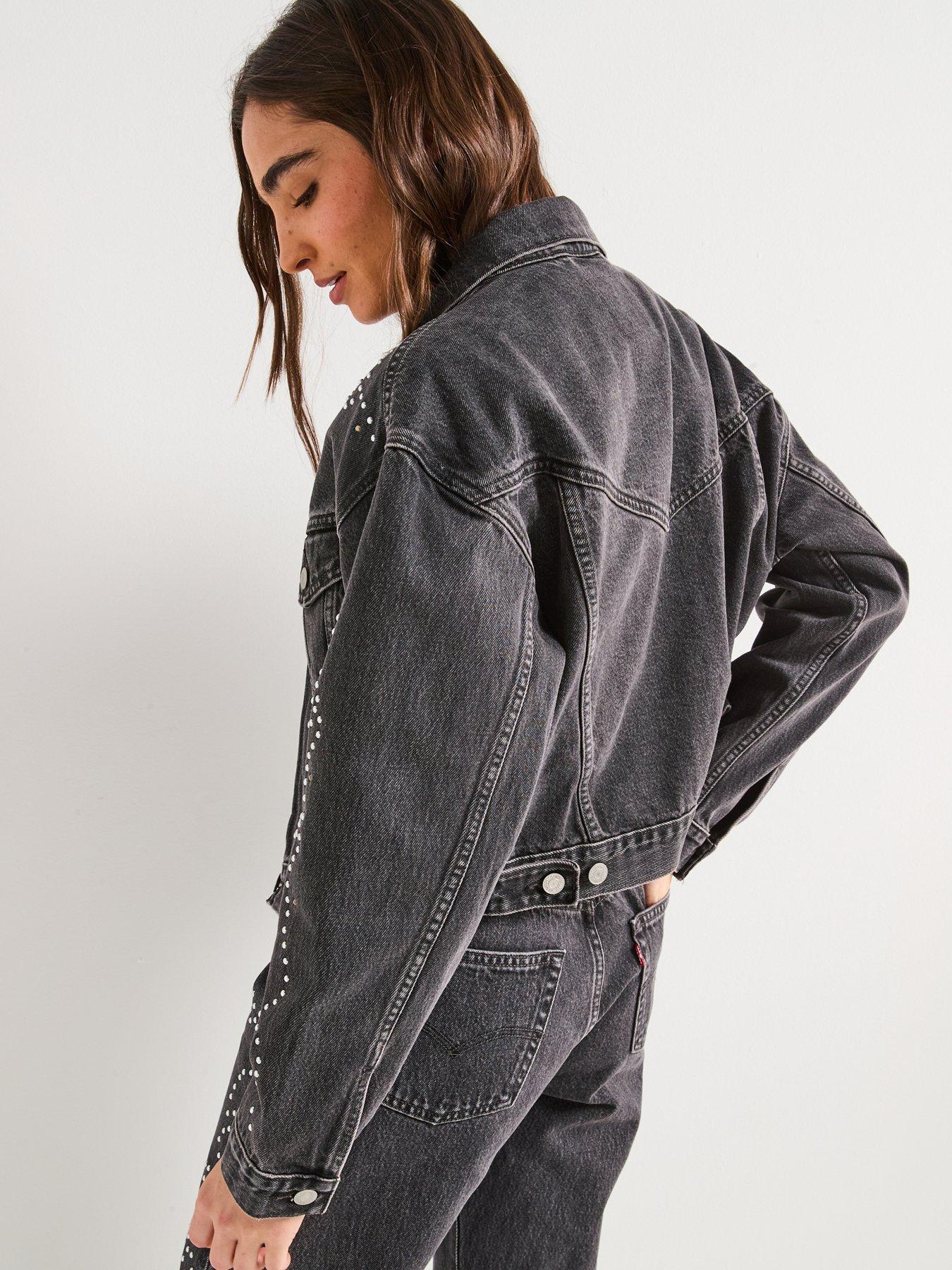 levis-shrunken-90s-trucker-jacket-bejewelled-blackstillFront