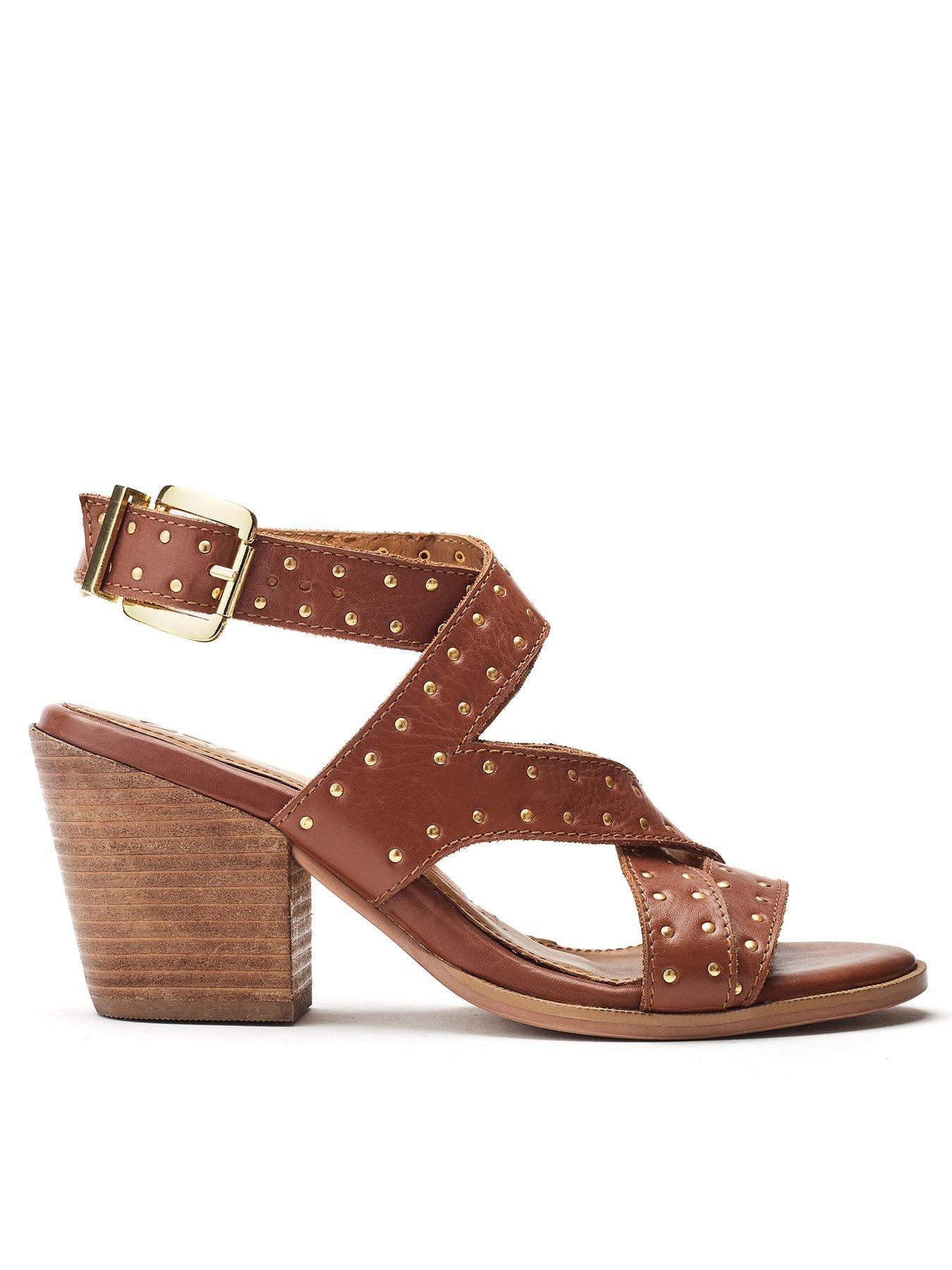 Image of Moda In Pelle Mayley Stud Western Heeled Sandal - Tan
