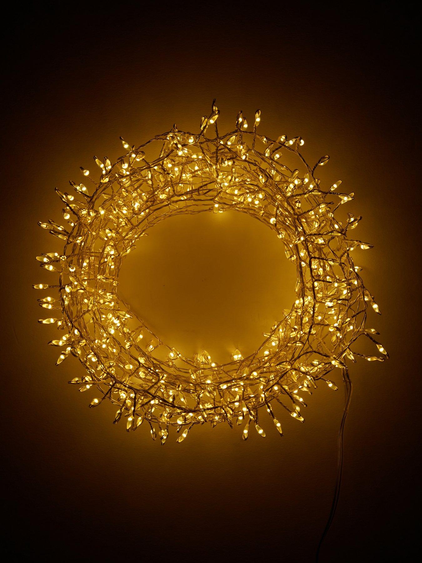festive-500-led-dewdrop-indooroutdoor-christmas-cluster-lights-warm-whitestillFront