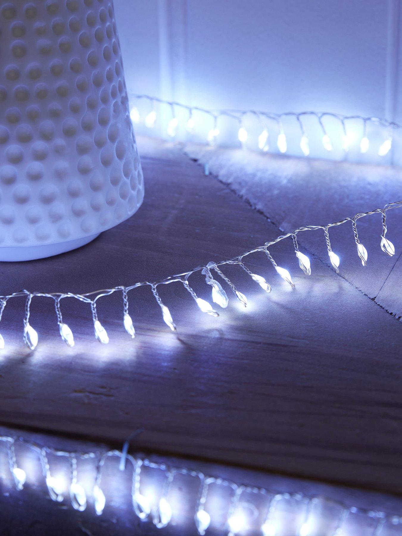 Festive 500 LED Dewdrop Indoor/Outdoor Christmas Cluster Lights - White