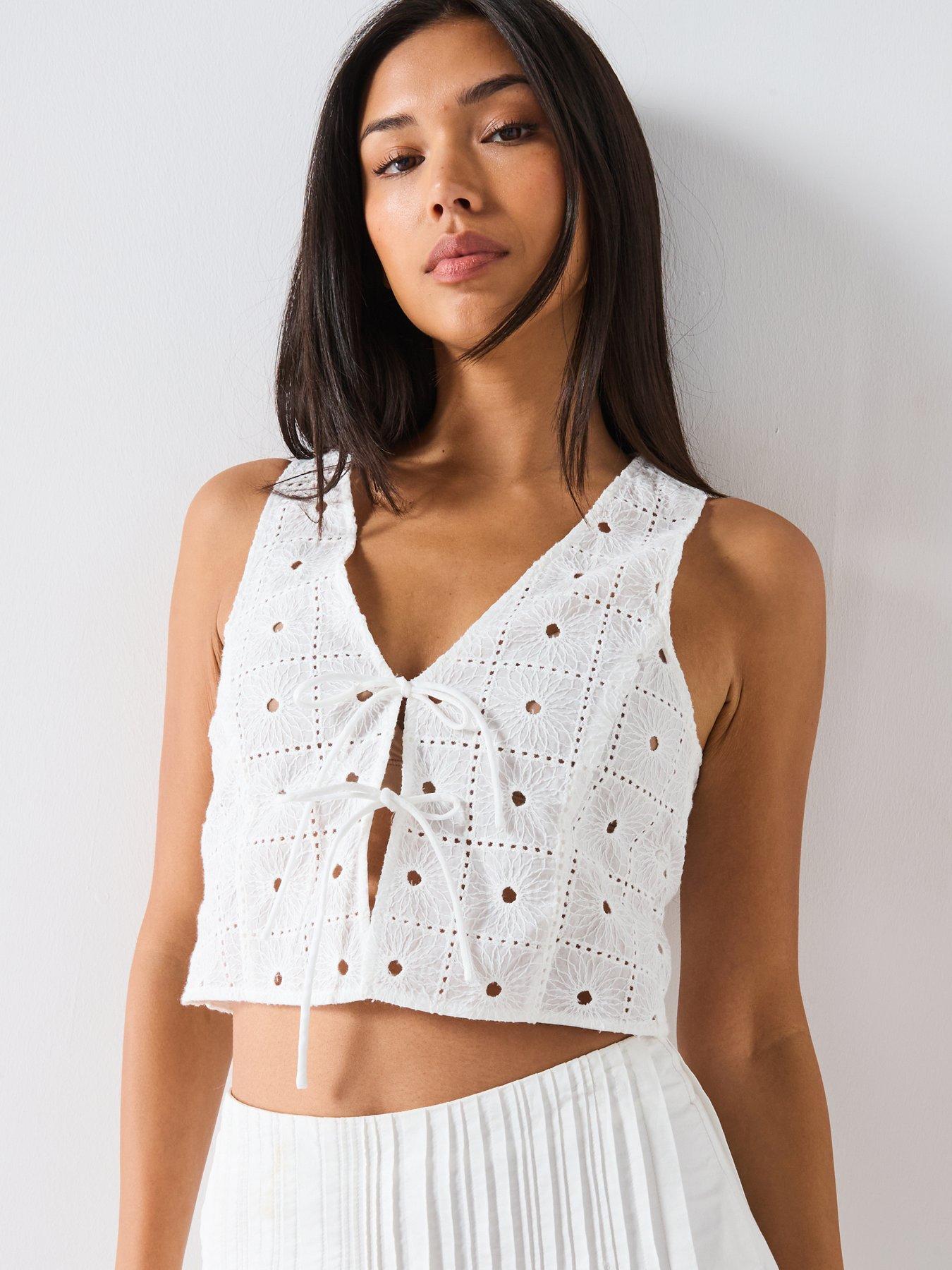 mango-embroidered-cotton-waistcoat-with-bows-whiteoutfit