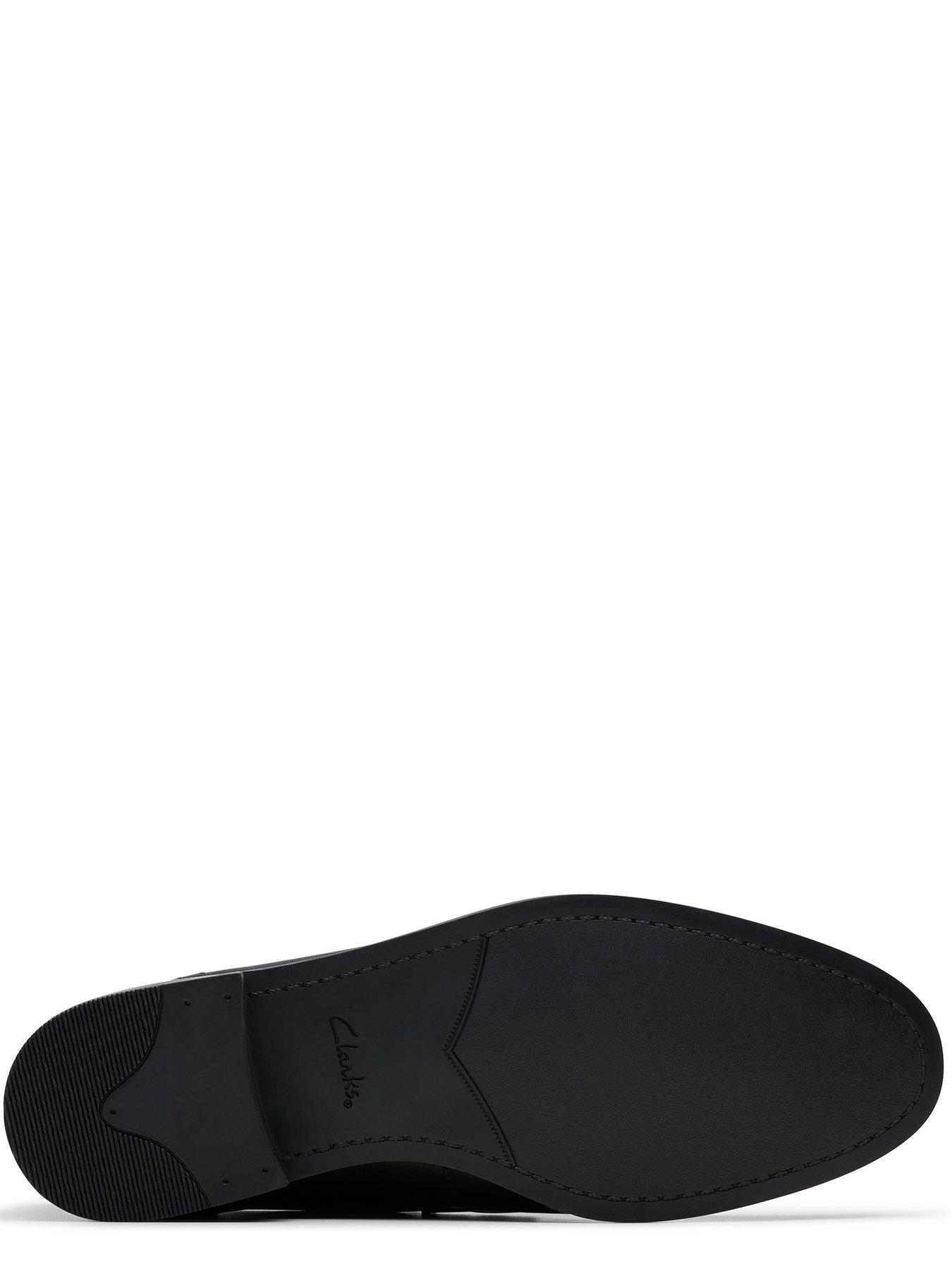 clarks-brandon-step-loafers-blackdetail