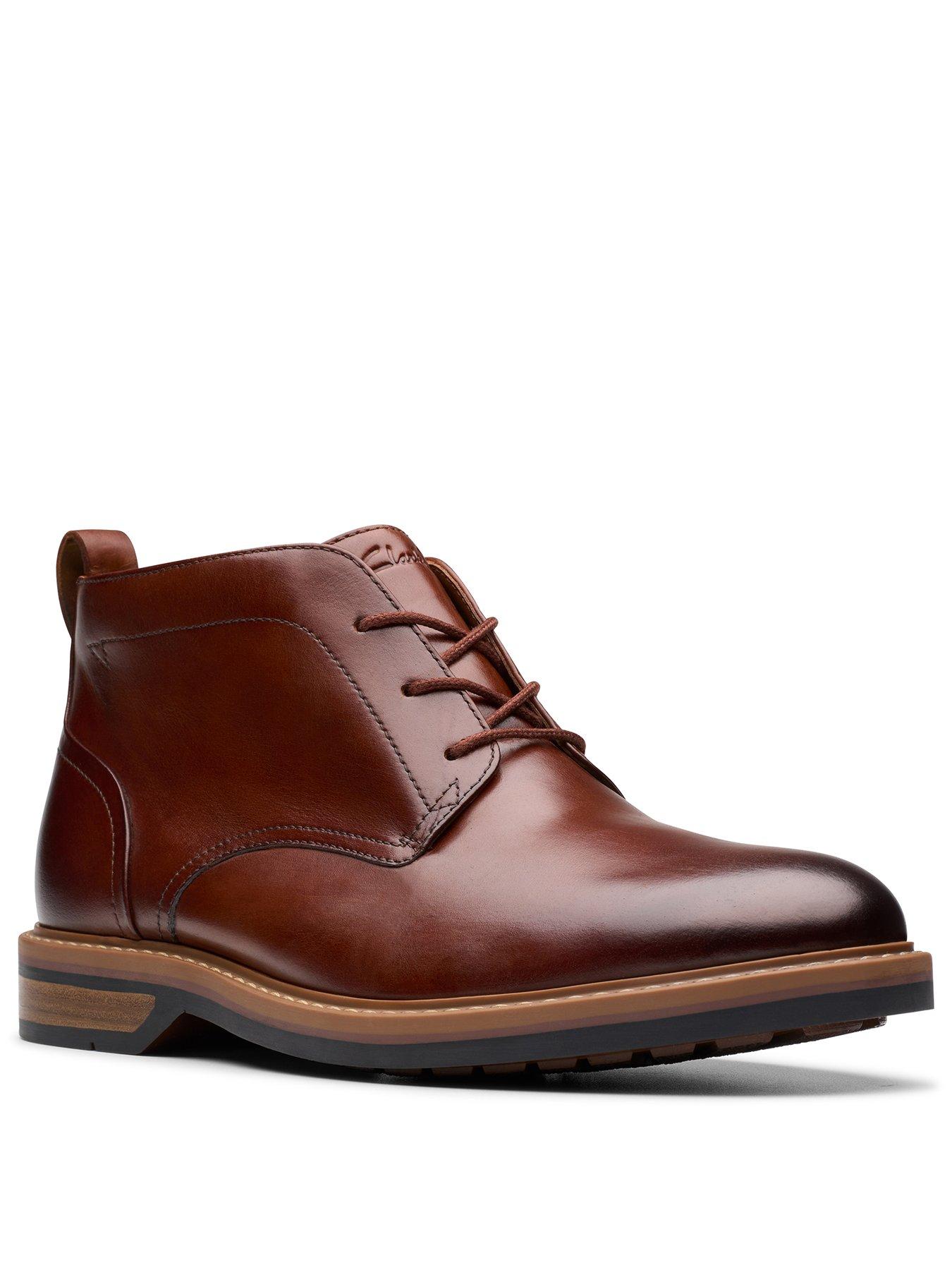clarks-aldwin-chukka-boots-brownstillFront