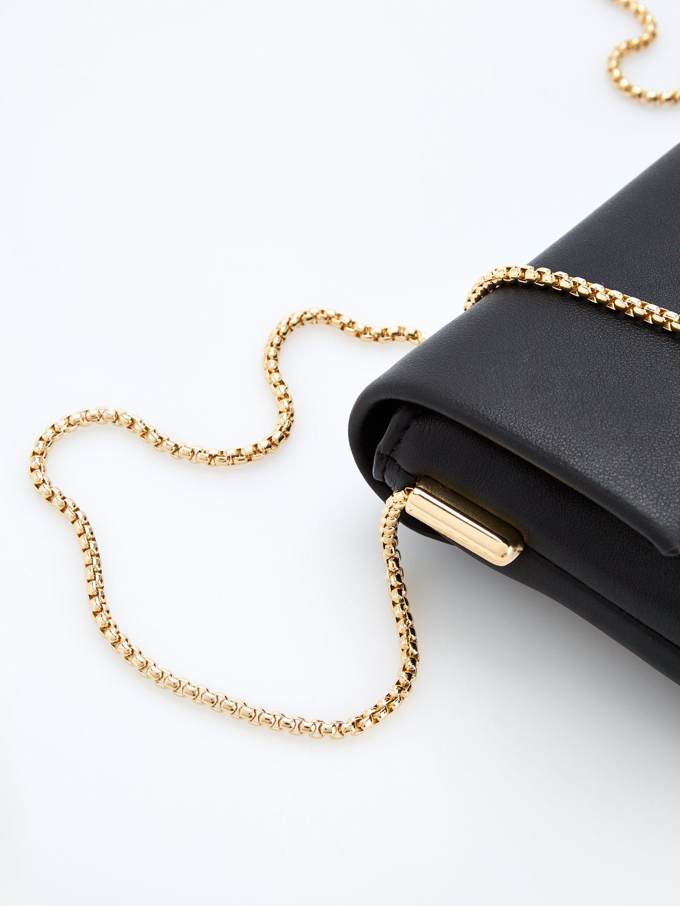 mango-crossbody-envelope-style-bag-blackoutfit