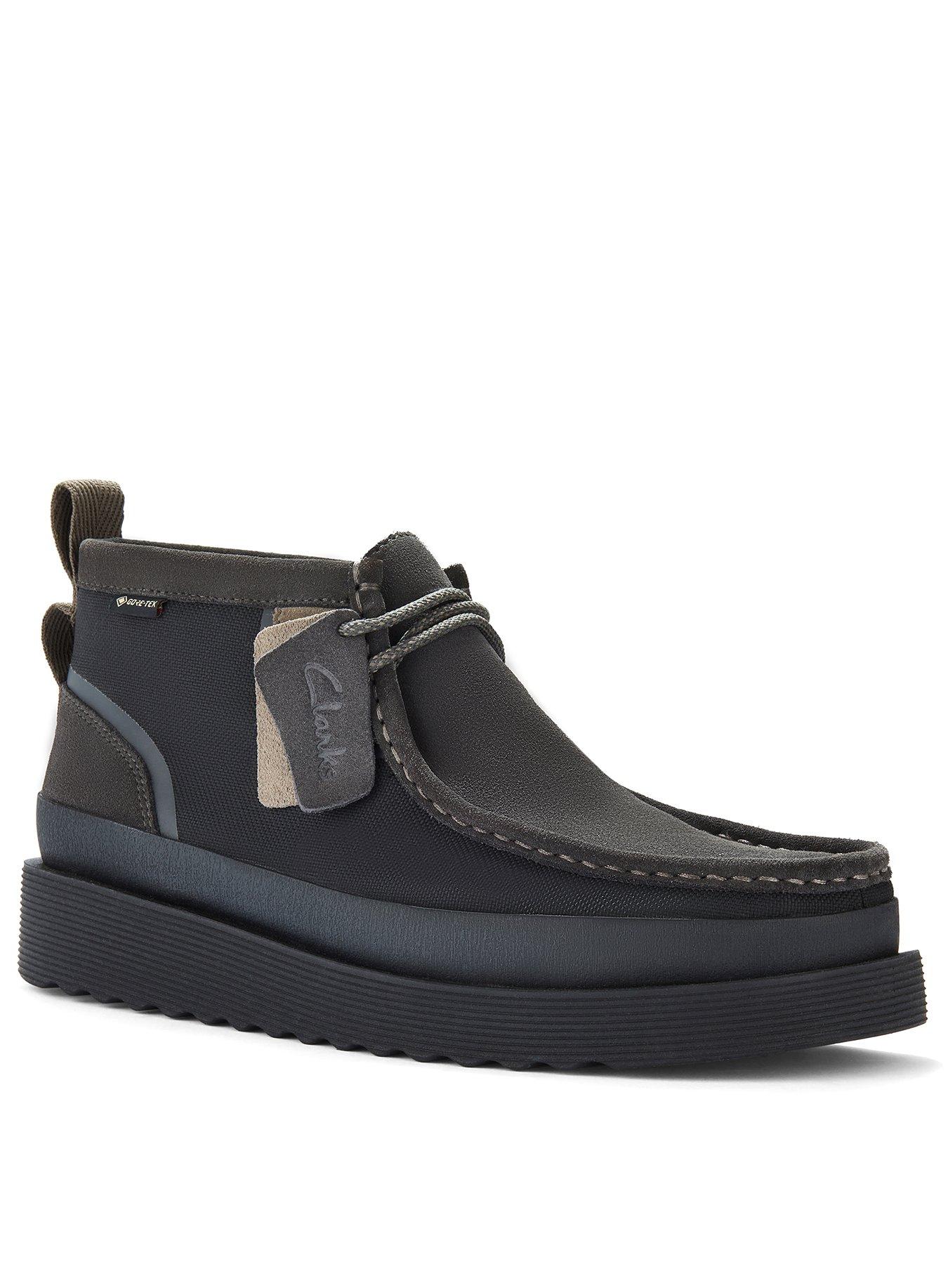 clarks-clarks-wallabee-ftrgtx-hiker-boots-blackstillFront