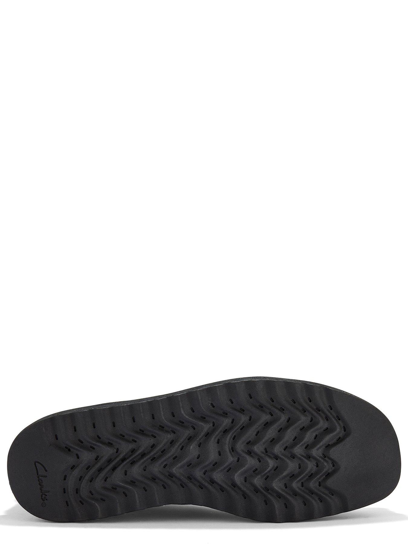 clarks-clarks-wallabee-ftrgtx-hiker-boots-blackdetail