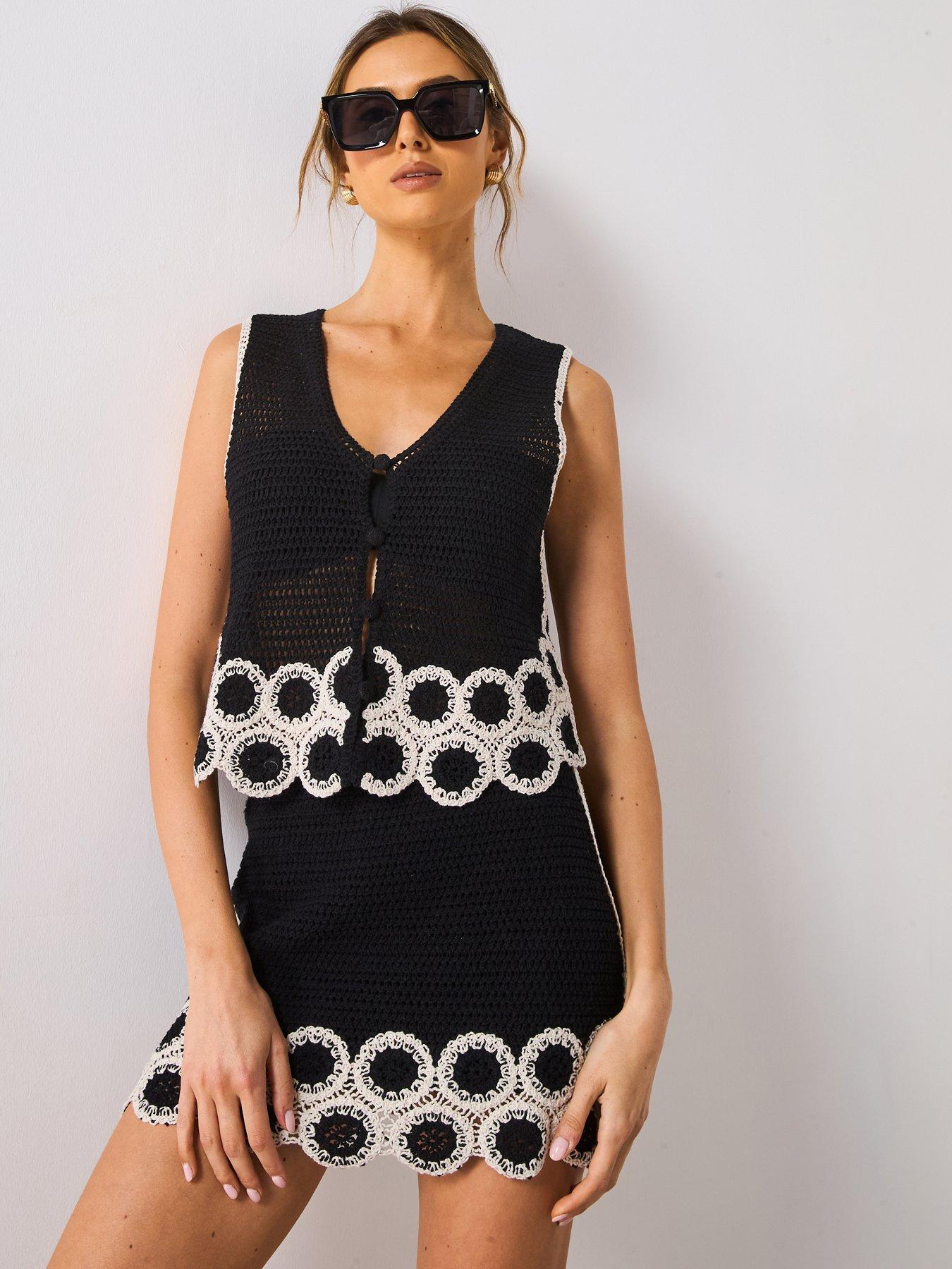 Image of Mango Circular Print Crochet Vest - Black