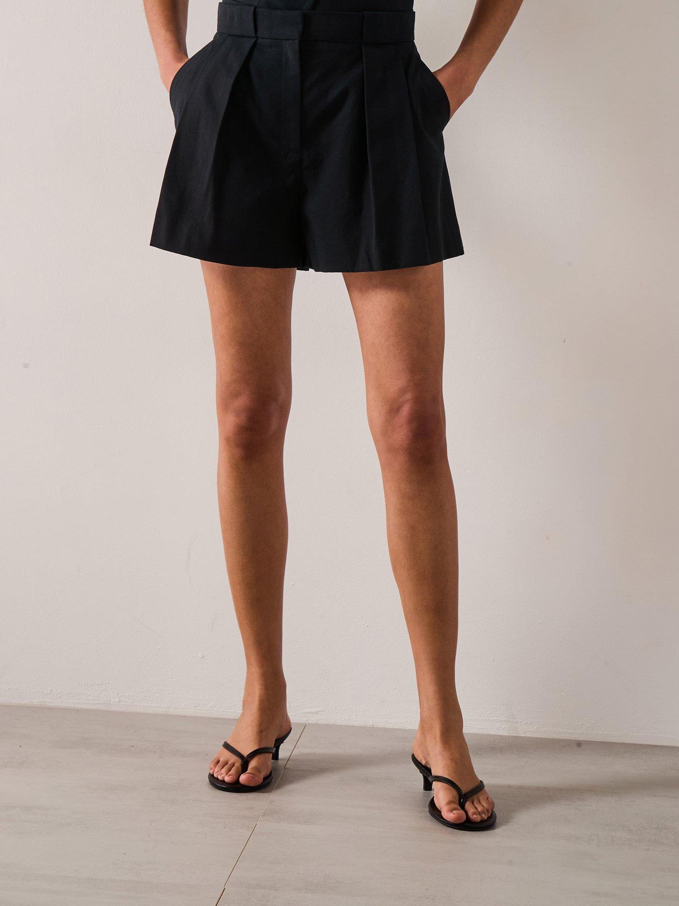 Mango Pleated Suit Shorts - Black