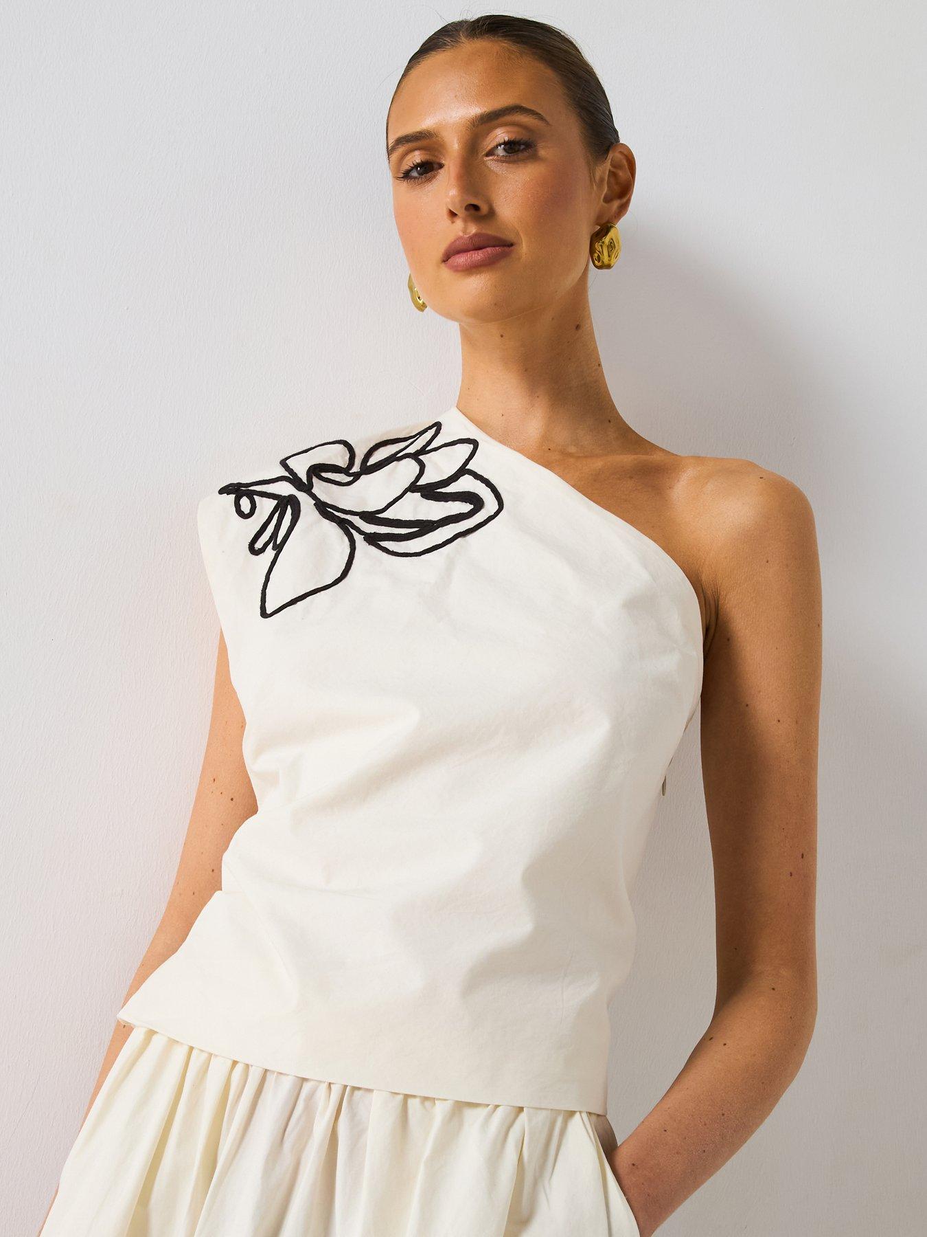 mango-asymmetrical-flower-embroidered-top-cream